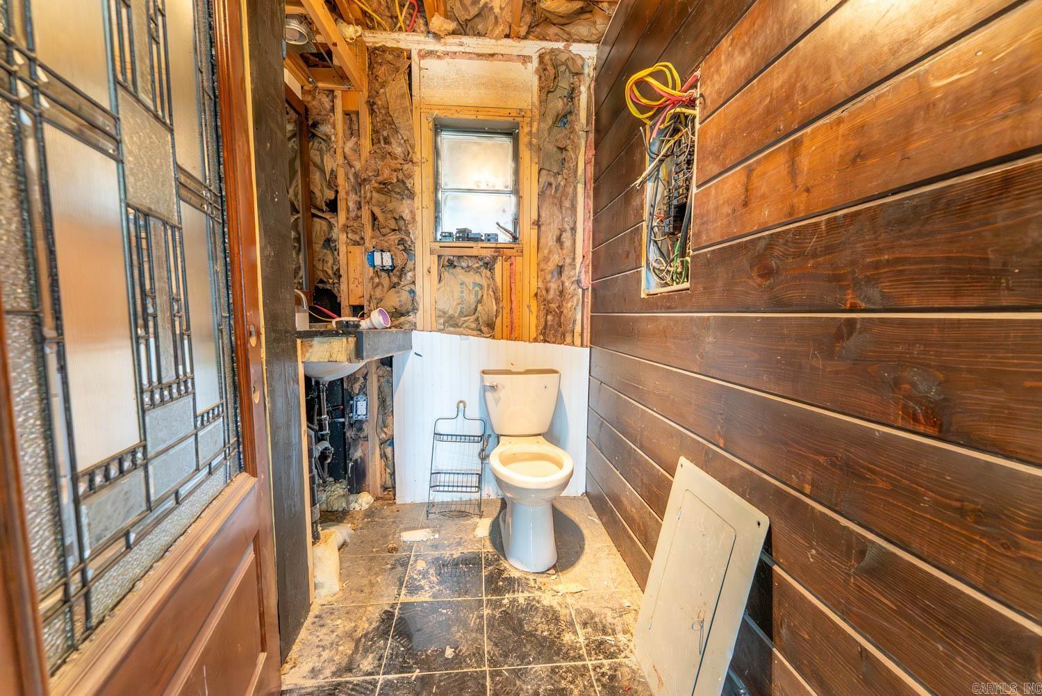 7562 S Highway 5  Briarcliff, AR