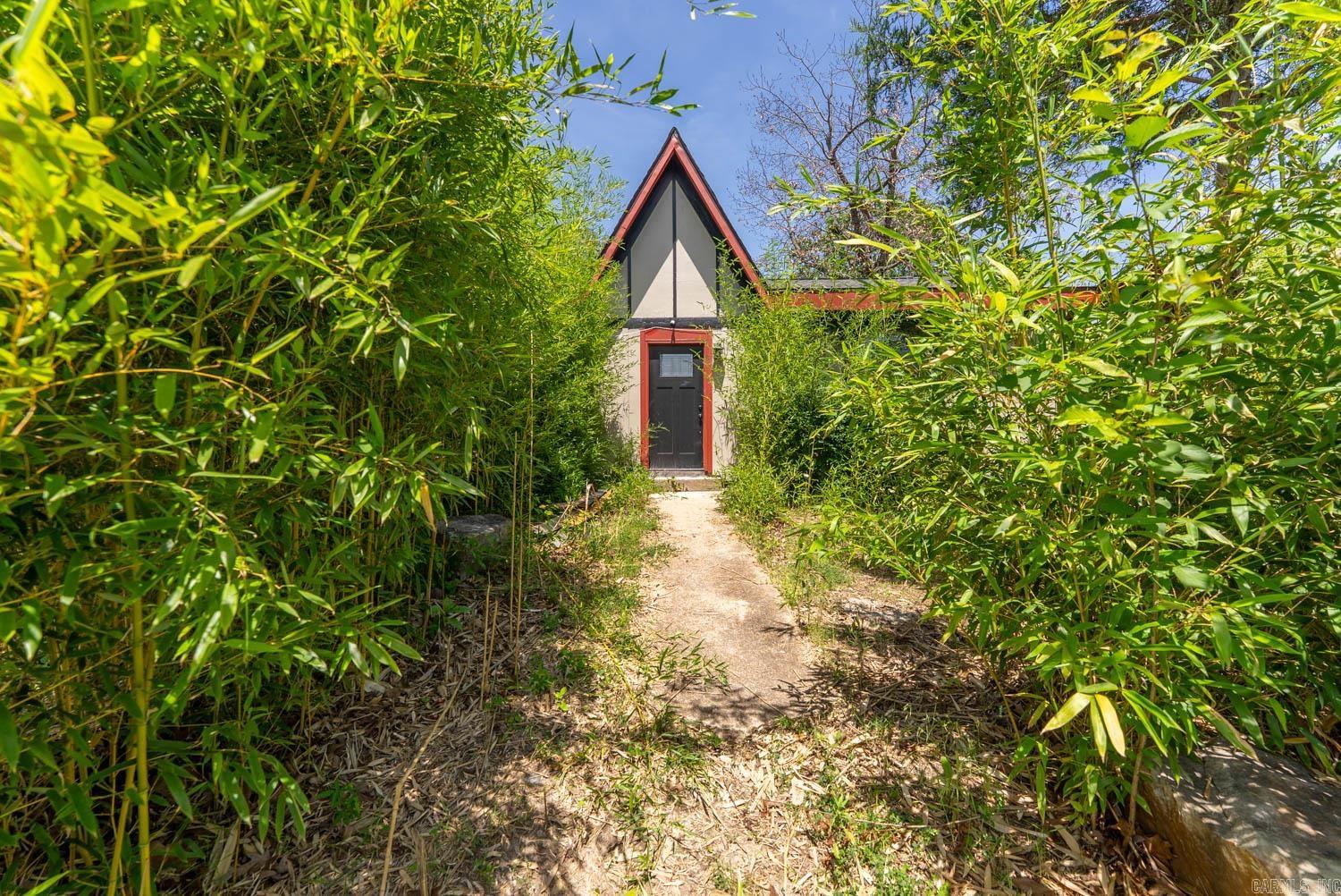 7562 S Highway 5  Briarcliff, AR