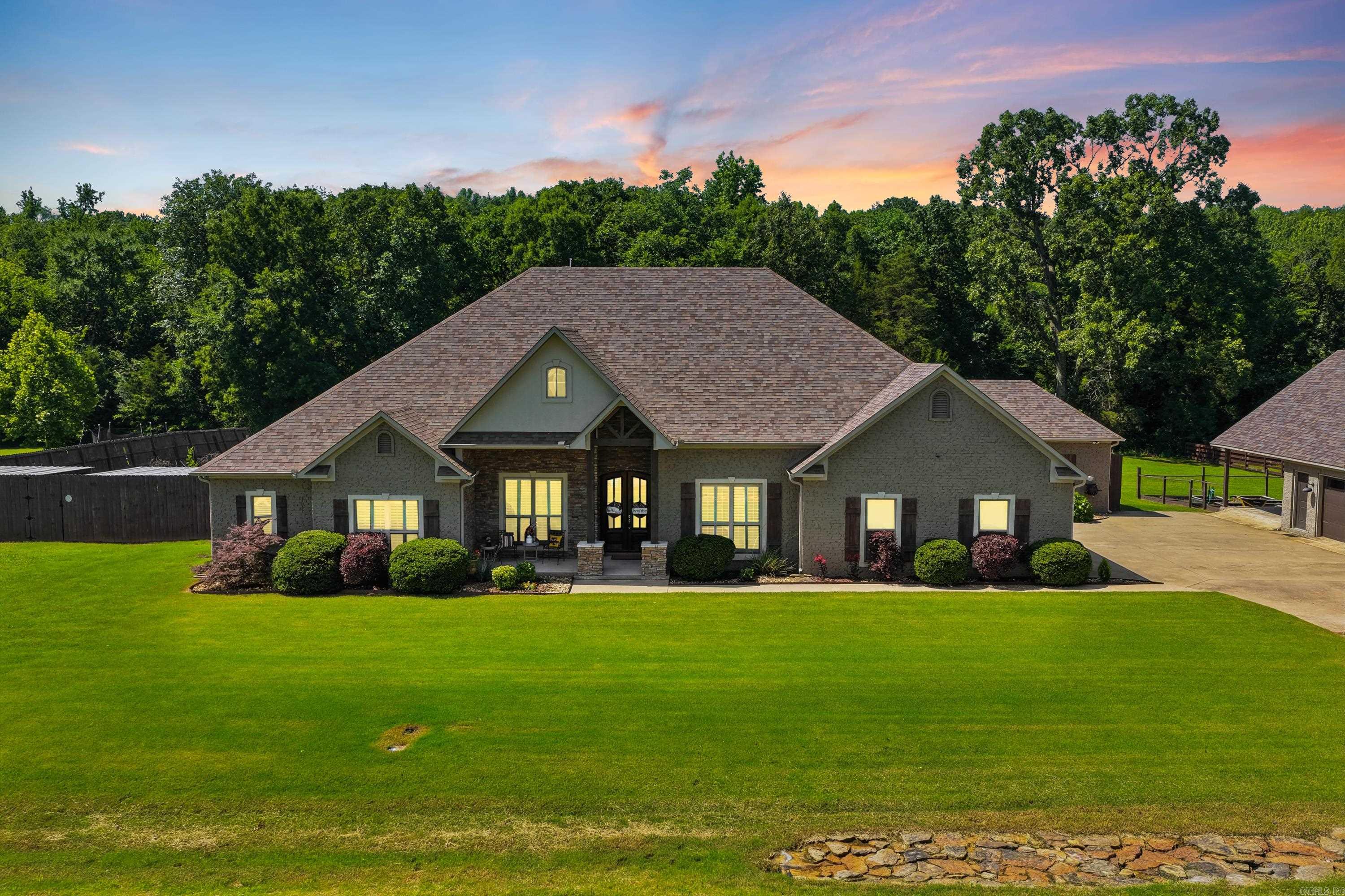 39 Colt  Greenbrier, AR