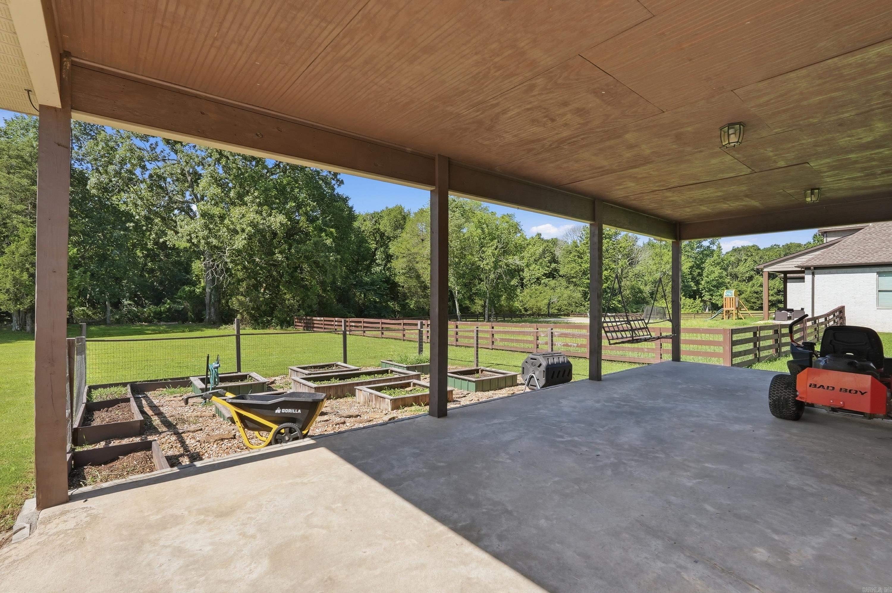 39 Colt  Greenbrier, AR