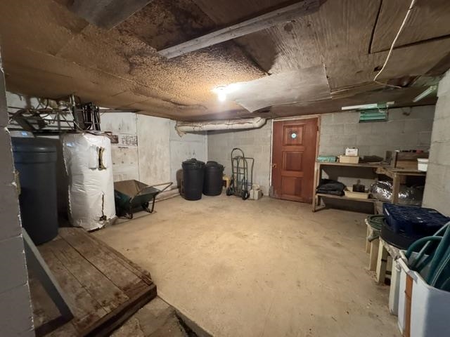 203 S Pinocchio Horseshoe Bend, AR 72512