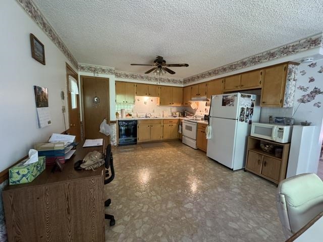 203 S Pinocchio Horseshoe Bend, AR 72512