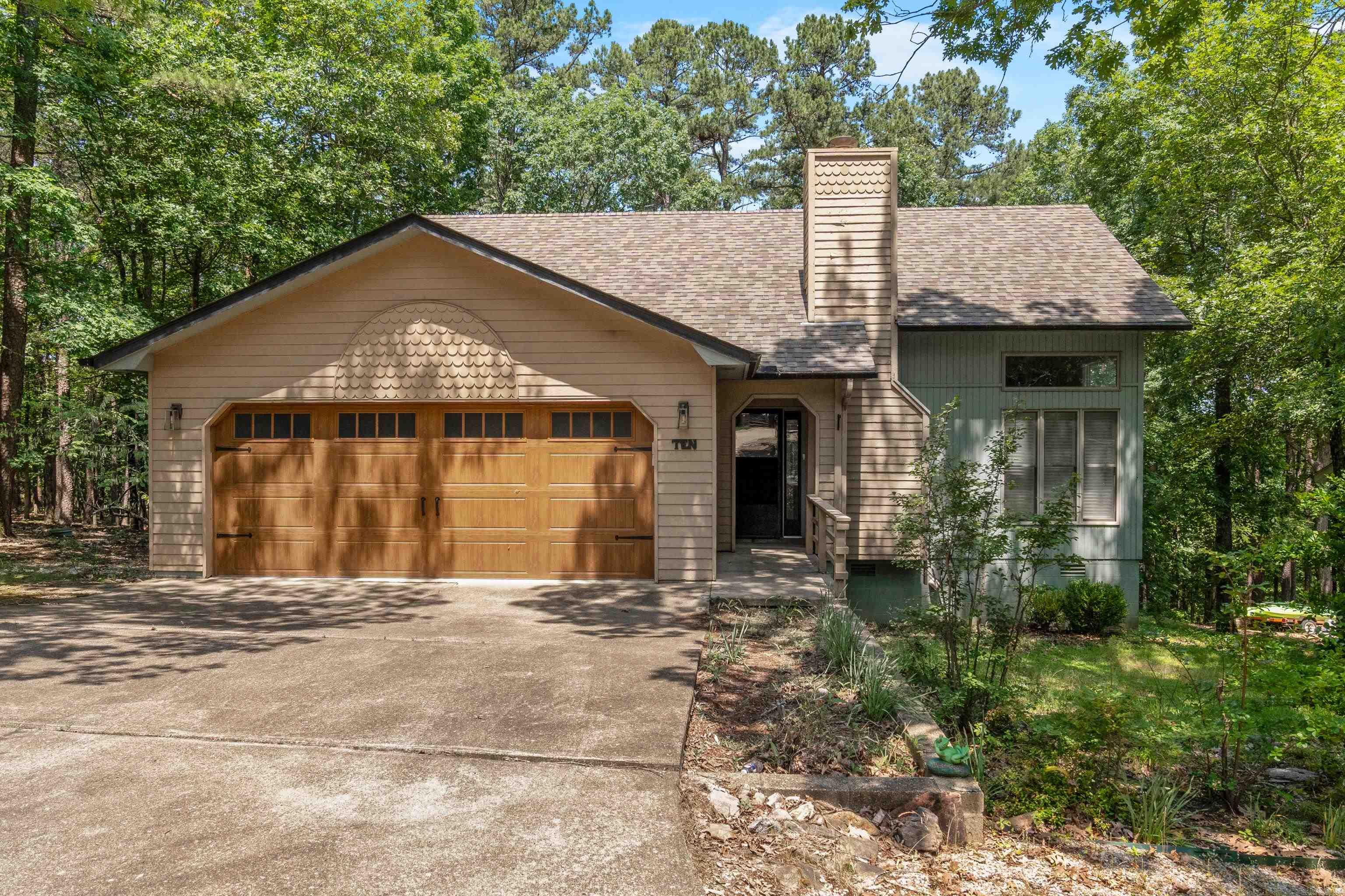 10 Balenciaga  Hot Springs Village, AR