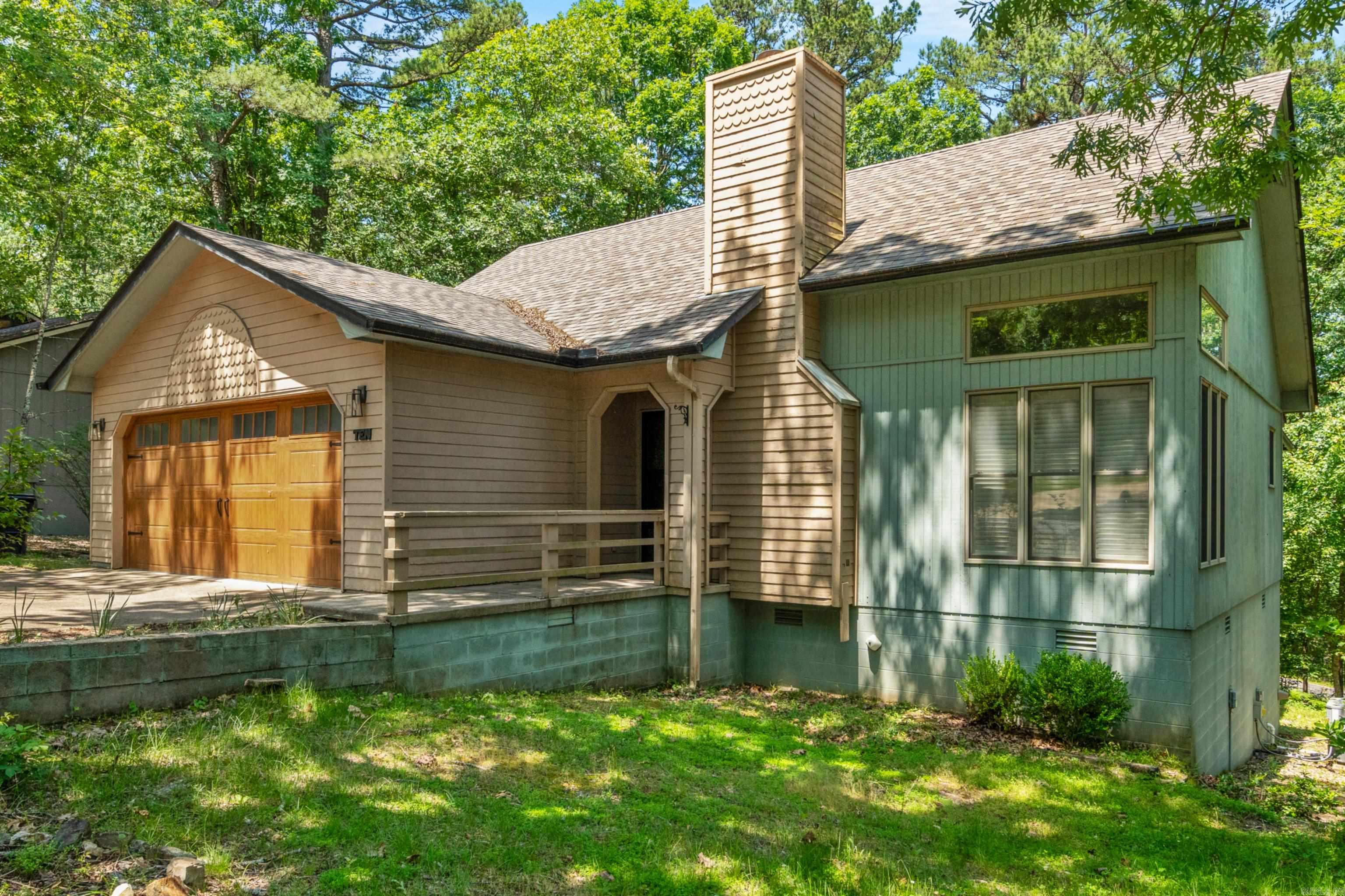 10 Balenciaga  Hot Springs Village, AR