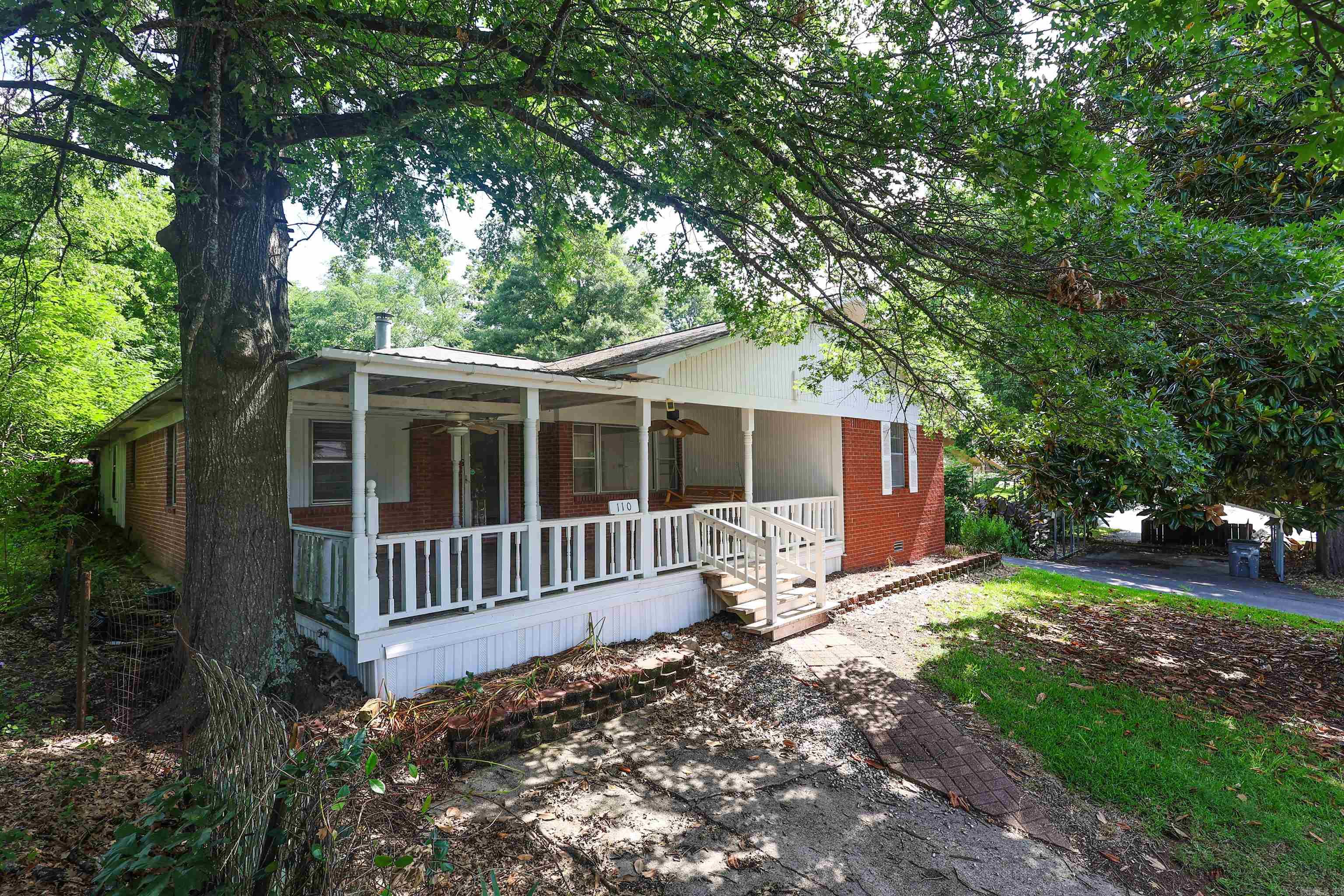 110 Jerome  Hot Springs, AR