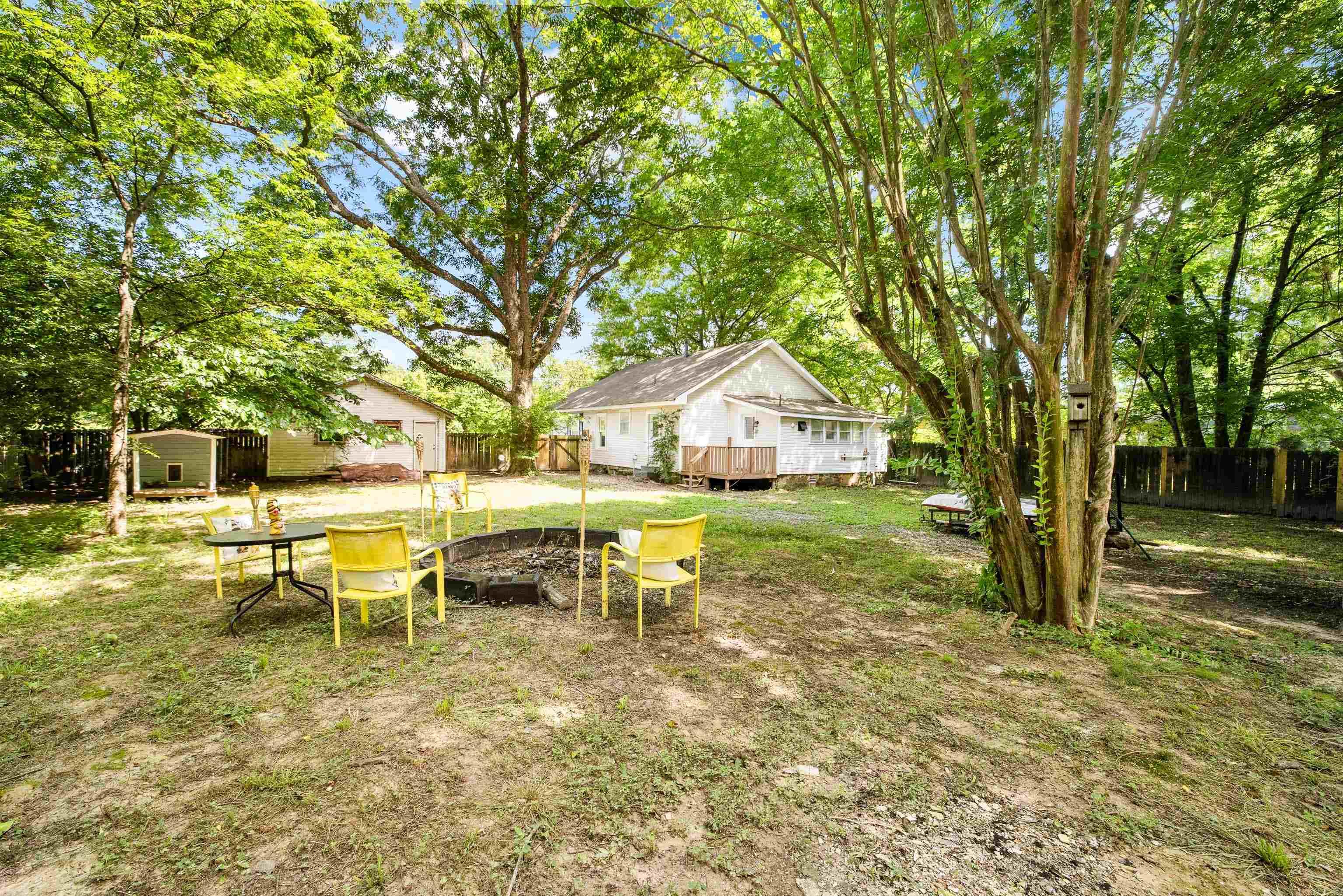 18411 Highway 300  Roland, AR