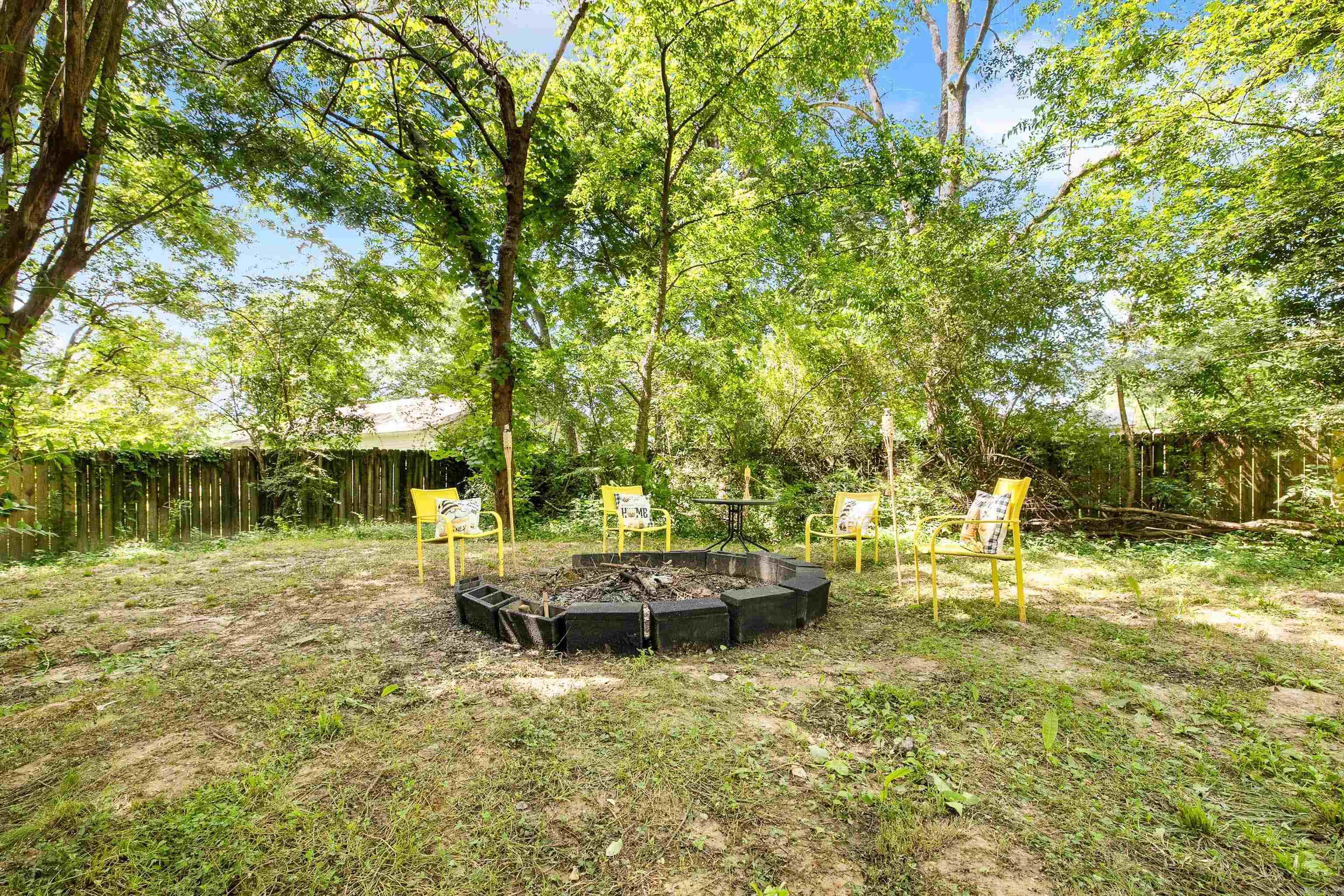 18411 Highway 300  Roland, AR