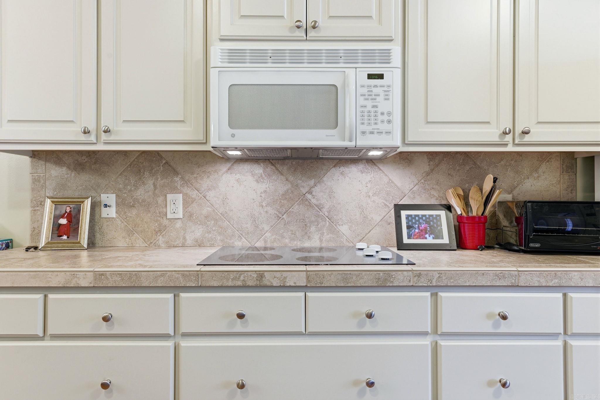 2121 Westport Loop  Little Rock, AR