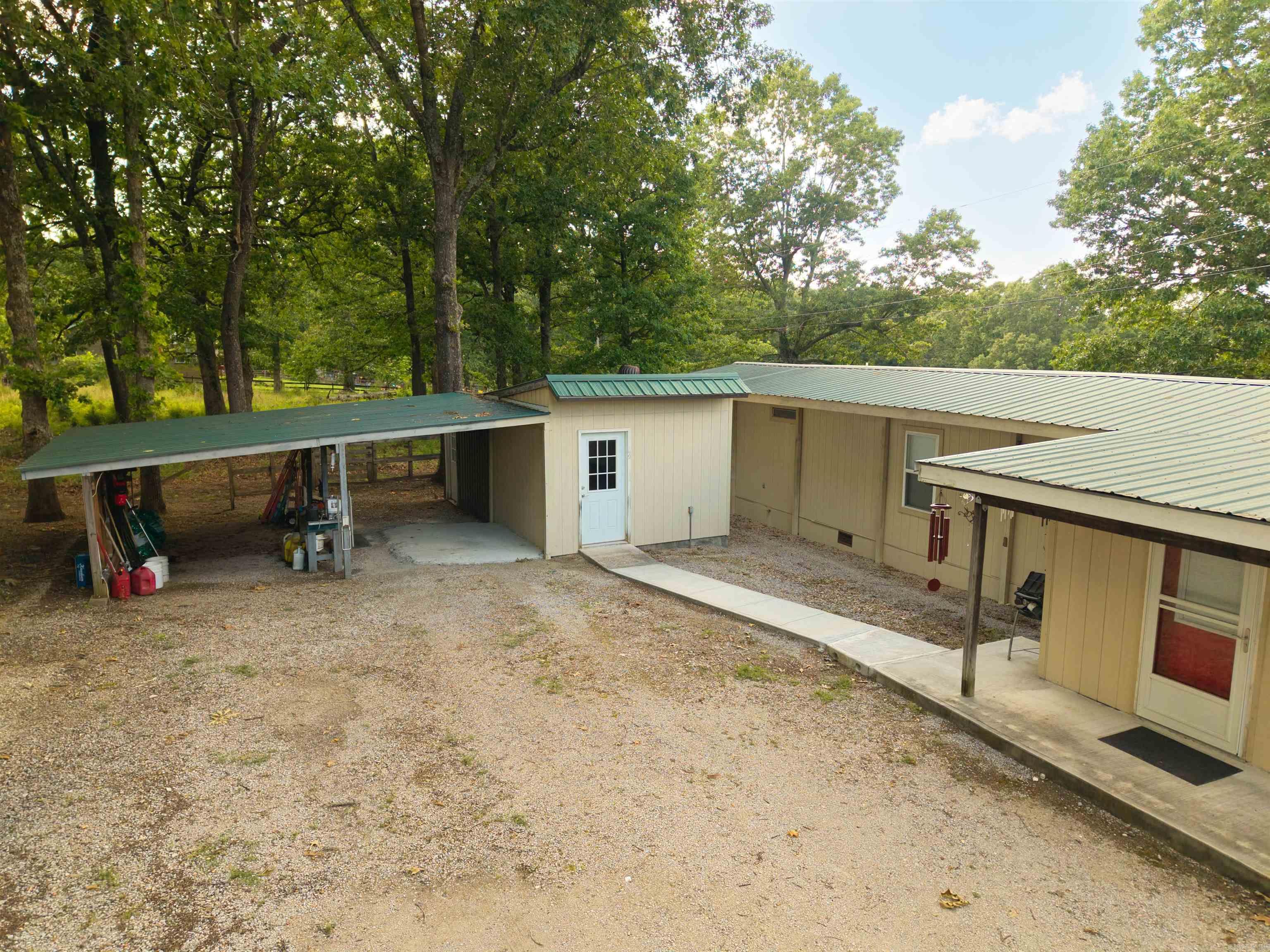 1083 Old Arkana Road  Mountain Home, AR