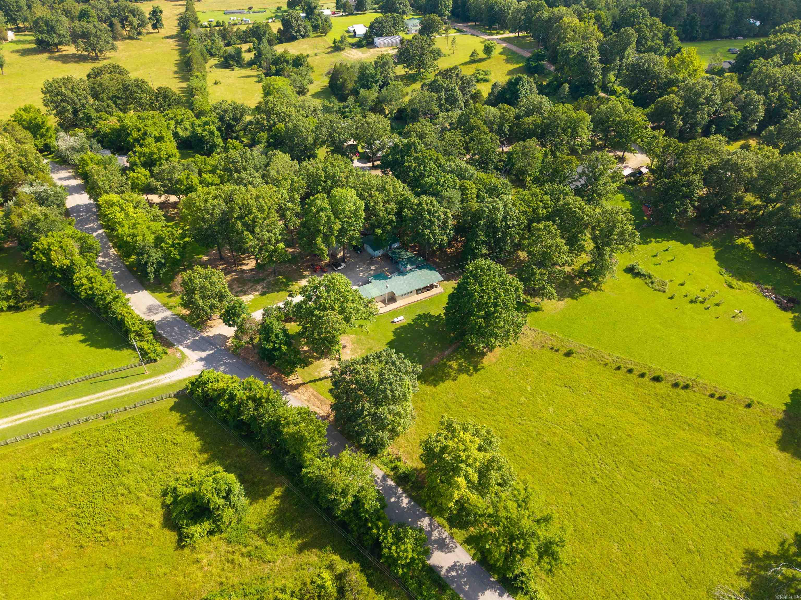 1083 Old Arkana Road  Mountain Home, AR