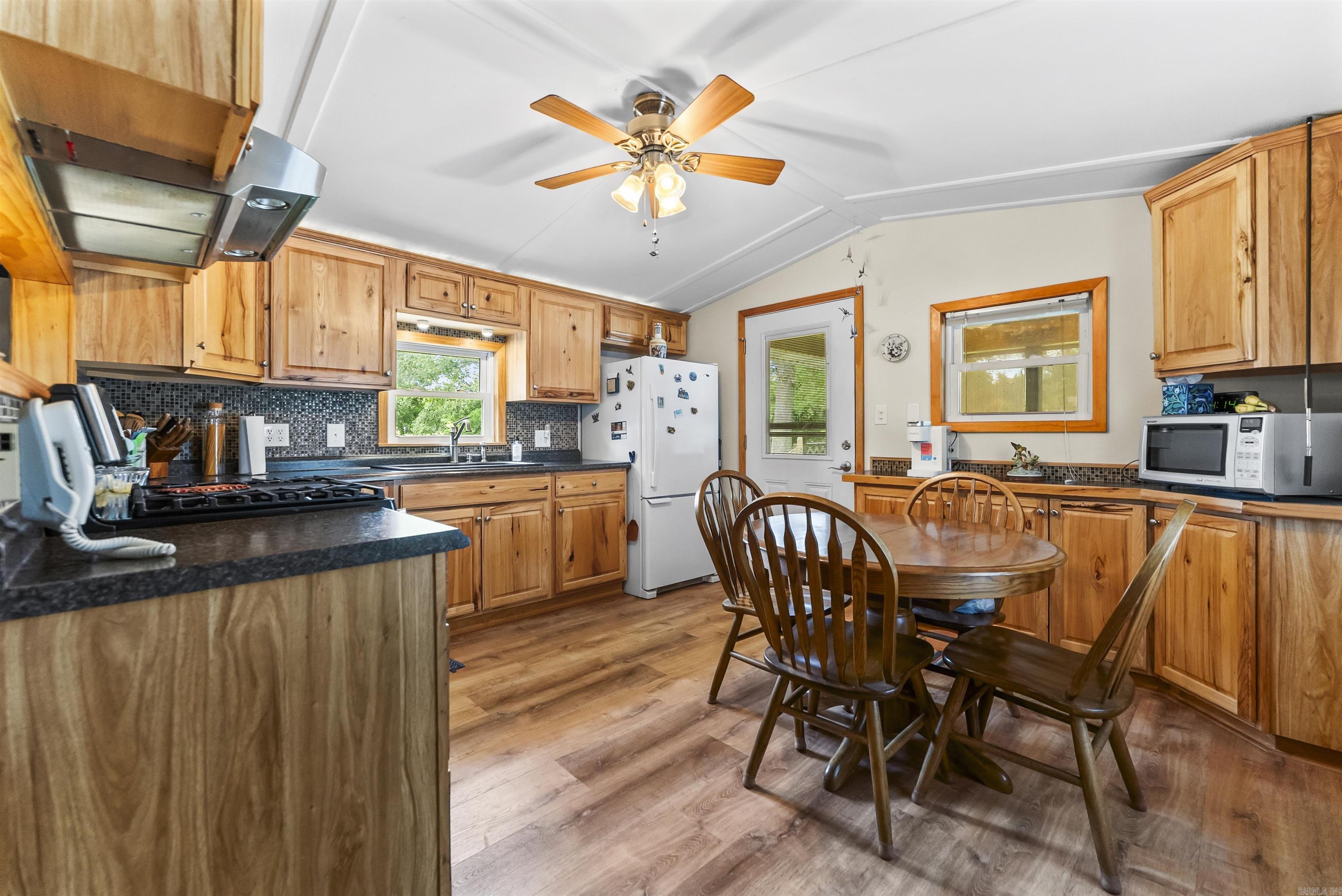 1083 Old Arkana Road  Mountain Home, AR