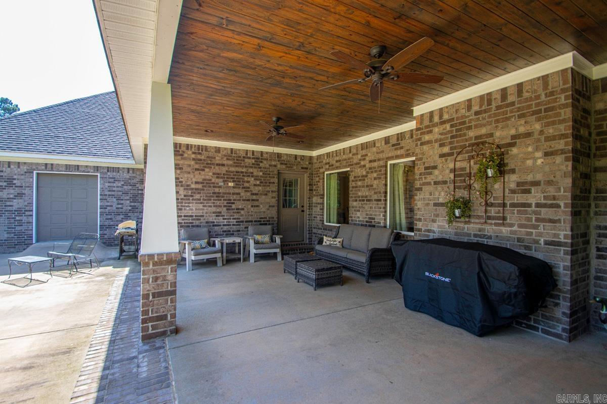 220 Grant County Rd 844  Sheridan, AR