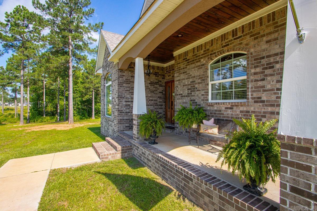 220 Grant County Rd 844  Sheridan, AR