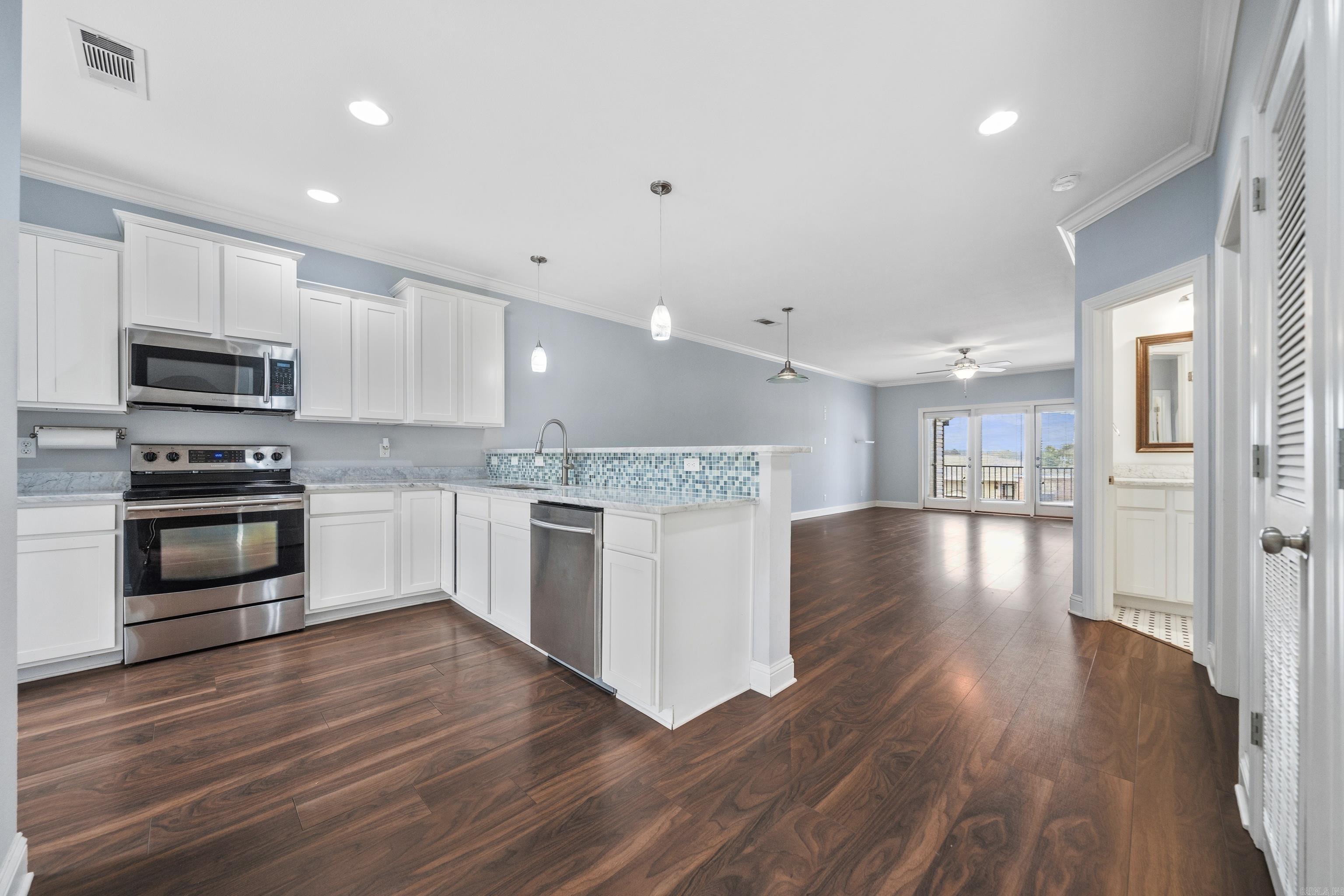 102 Sea Ray  Hot Springs, AR