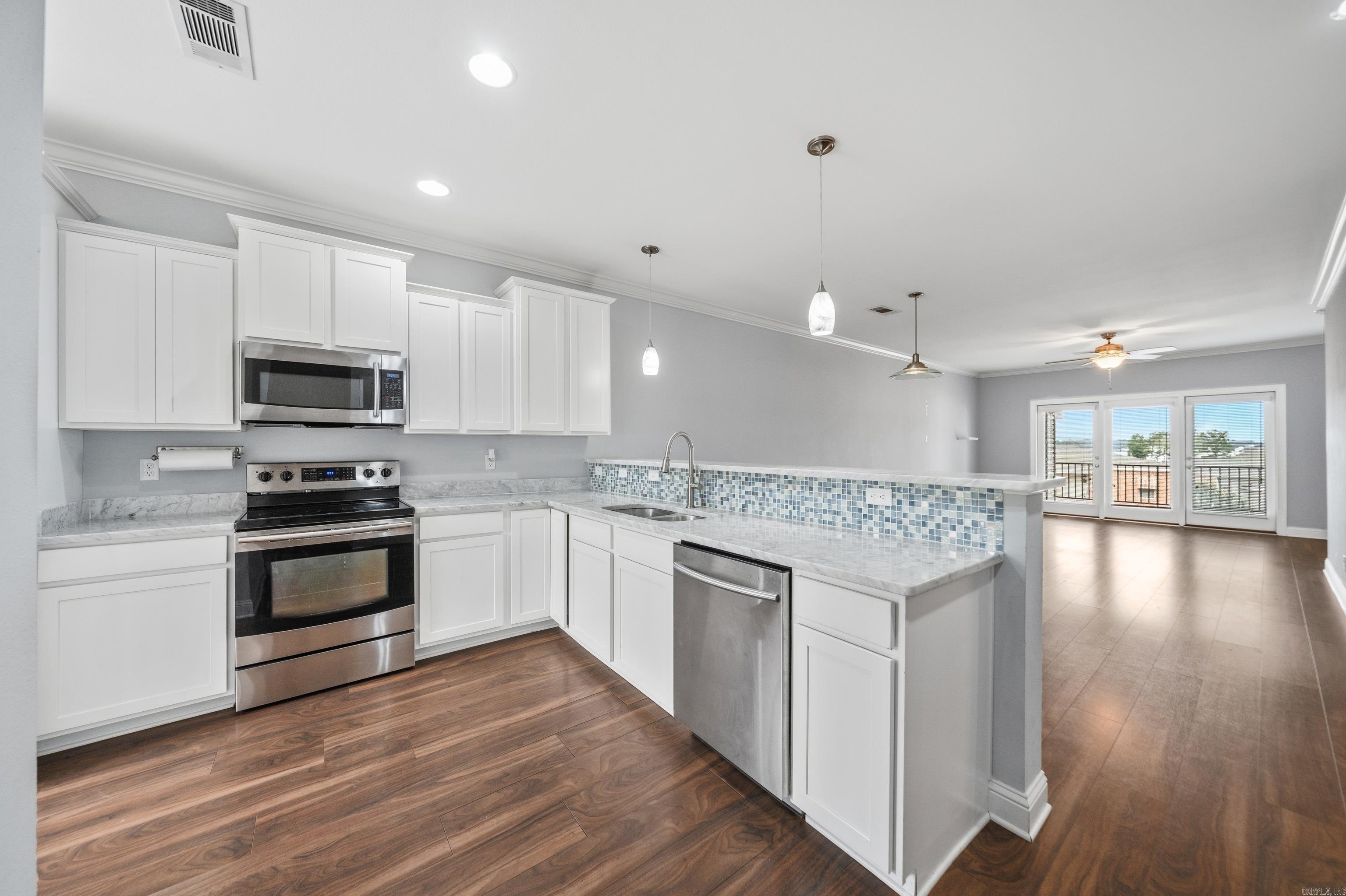 102 Sea Ray  Hot Springs, AR