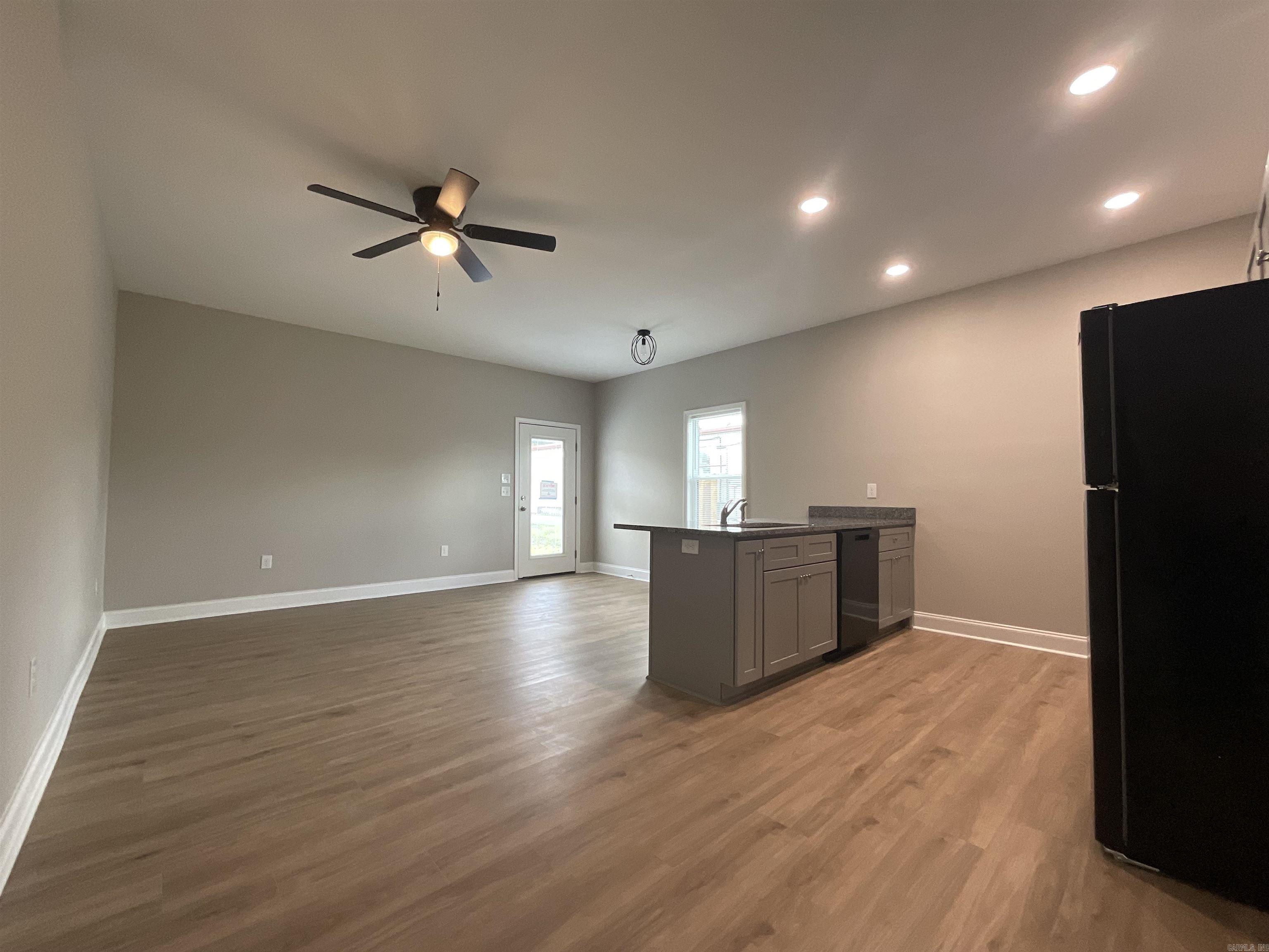 215 & 217 N Elm  Jacksonville, AR