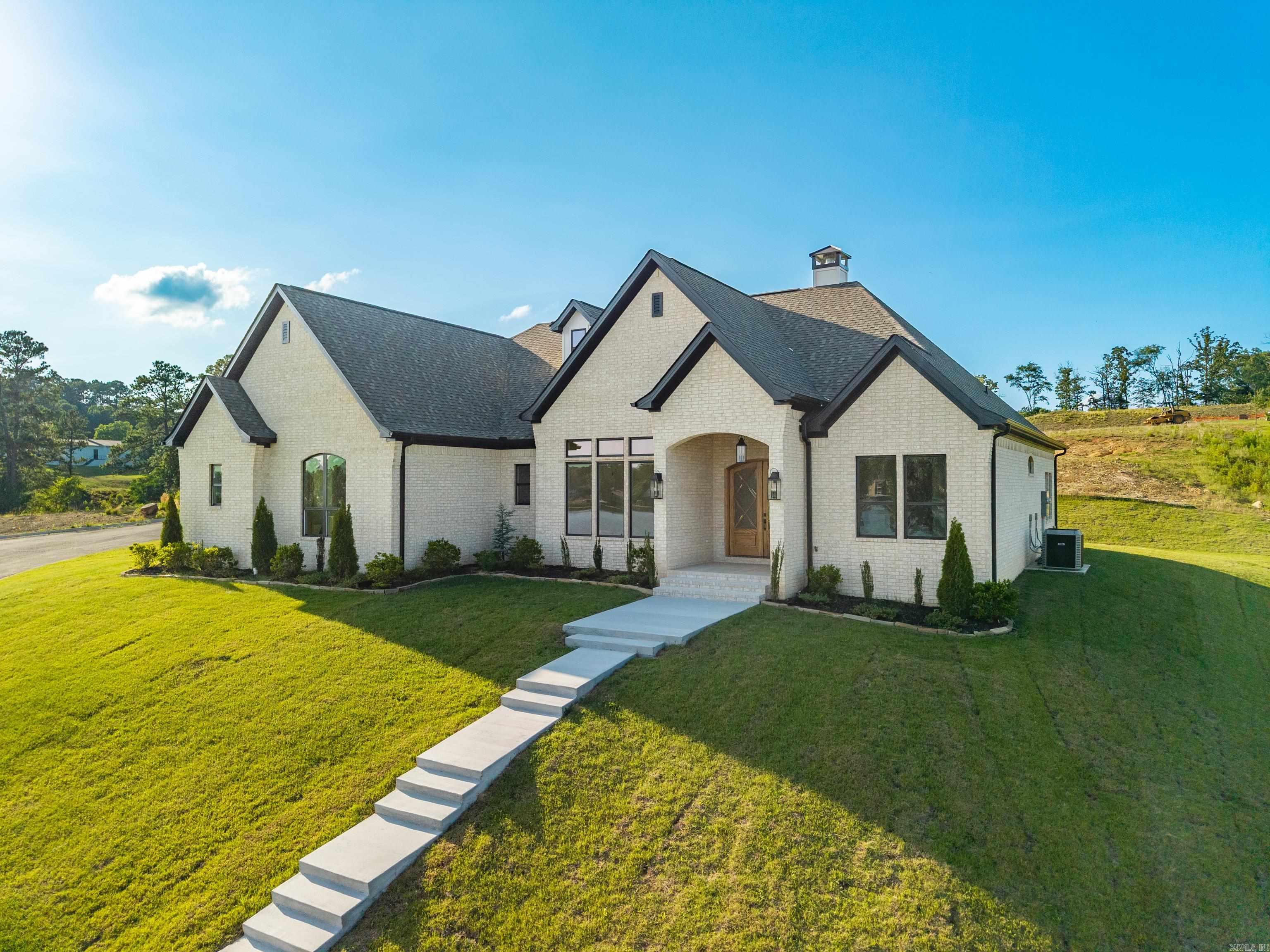 231 Post  Hot Springs, AR
