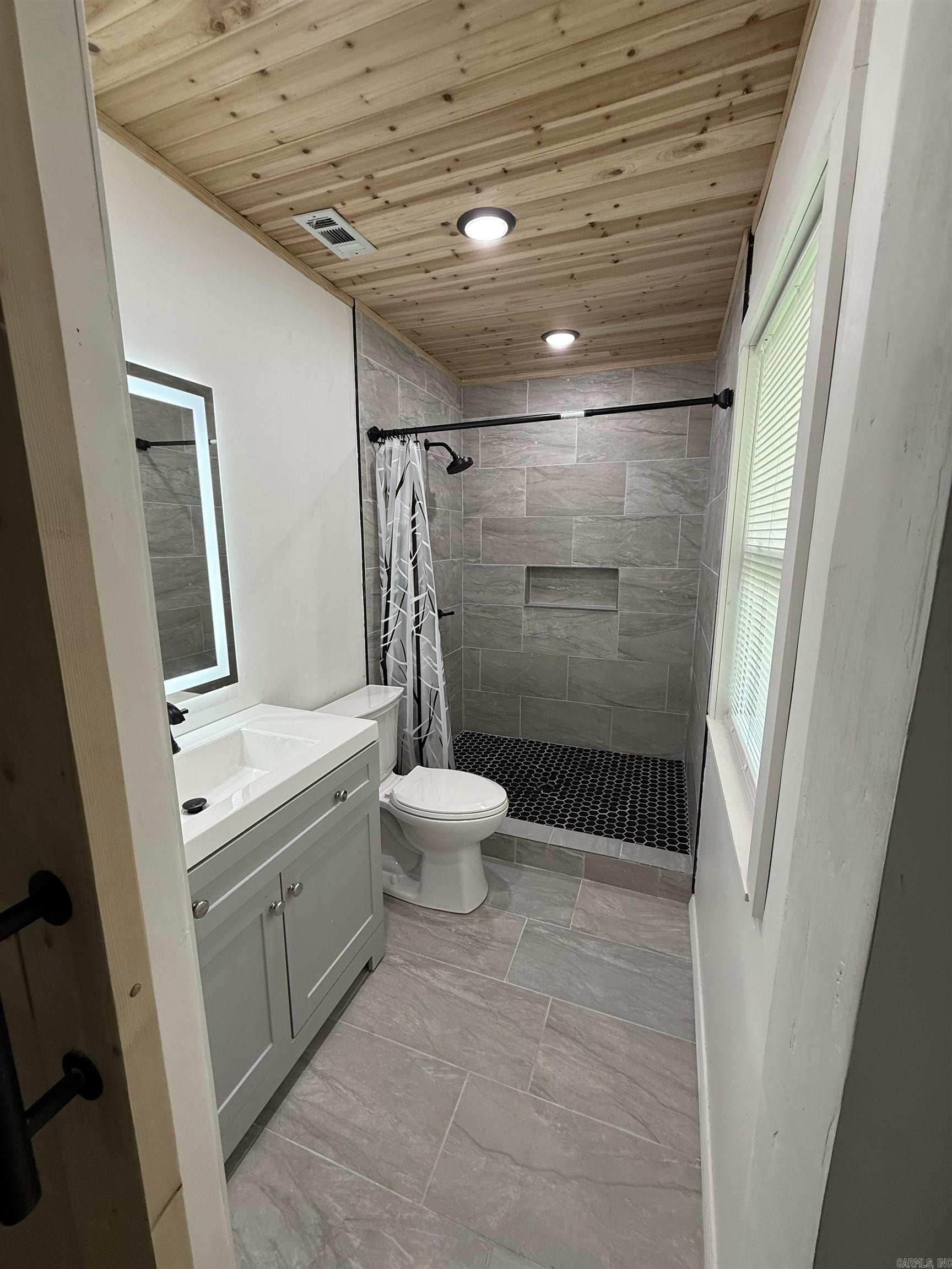 225 Polk Road 123  Mena, AR