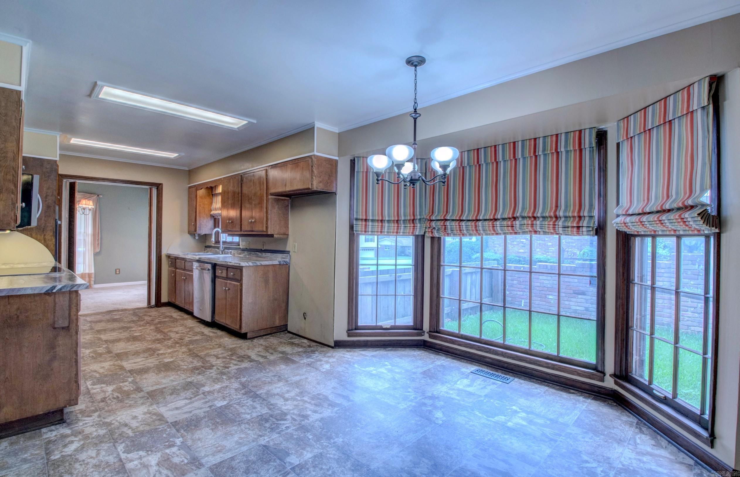 2425 W 42nd  Pine Bluff, AR