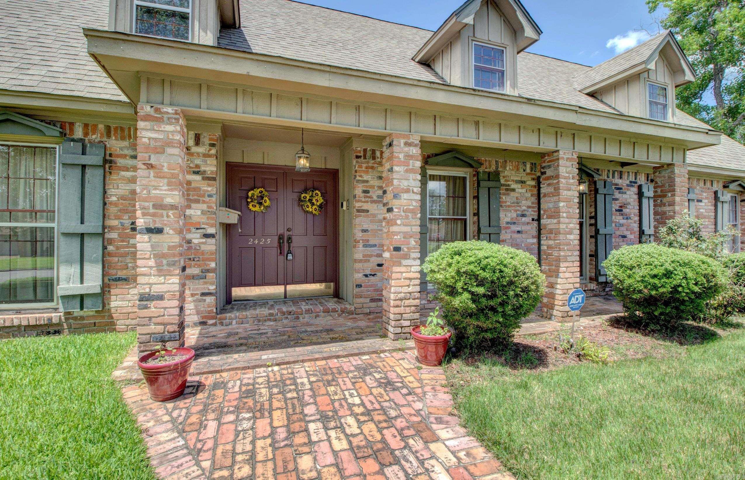 2425 W 42nd  Pine Bluff, AR