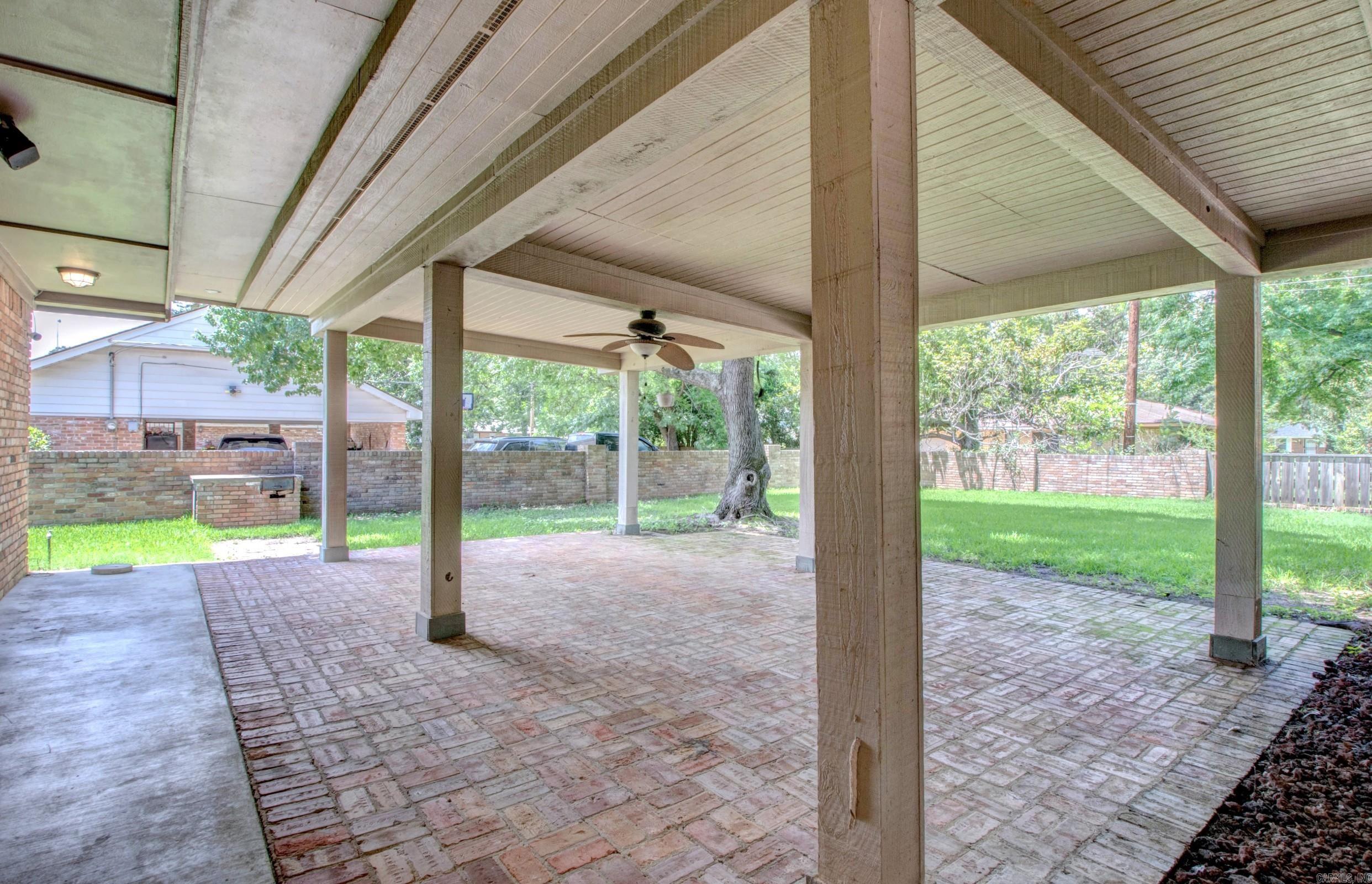 2425 W 42nd  Pine Bluff, AR