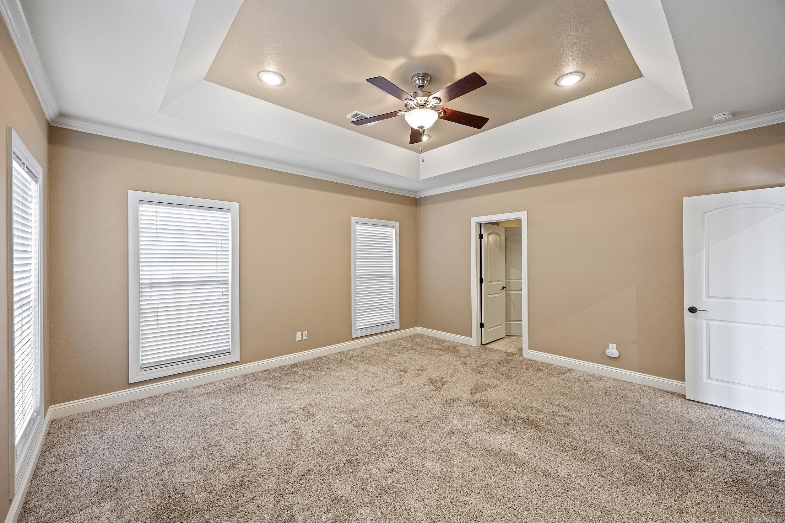 31 Village  Russellville, AR
