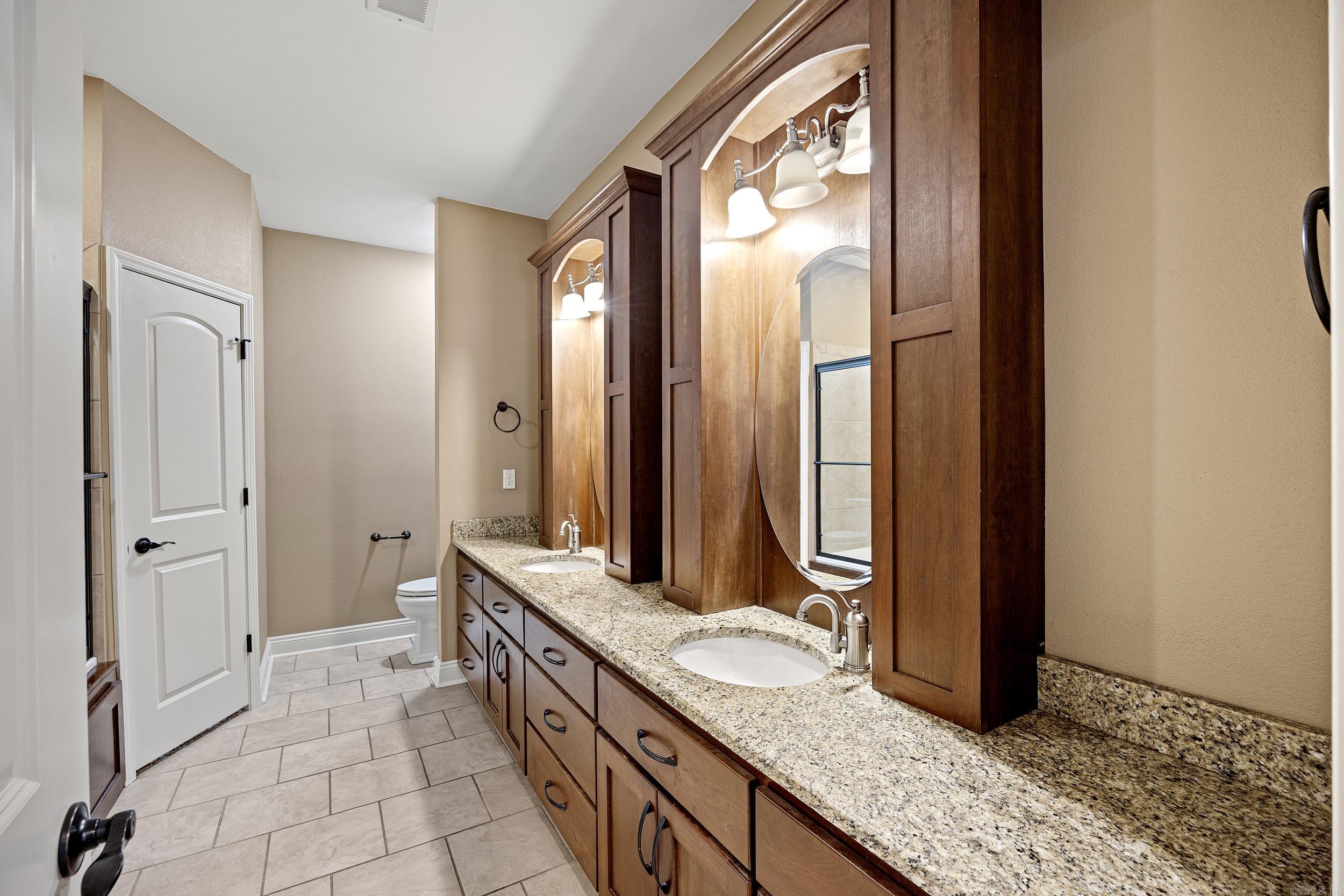 31 Village  Russellville, AR