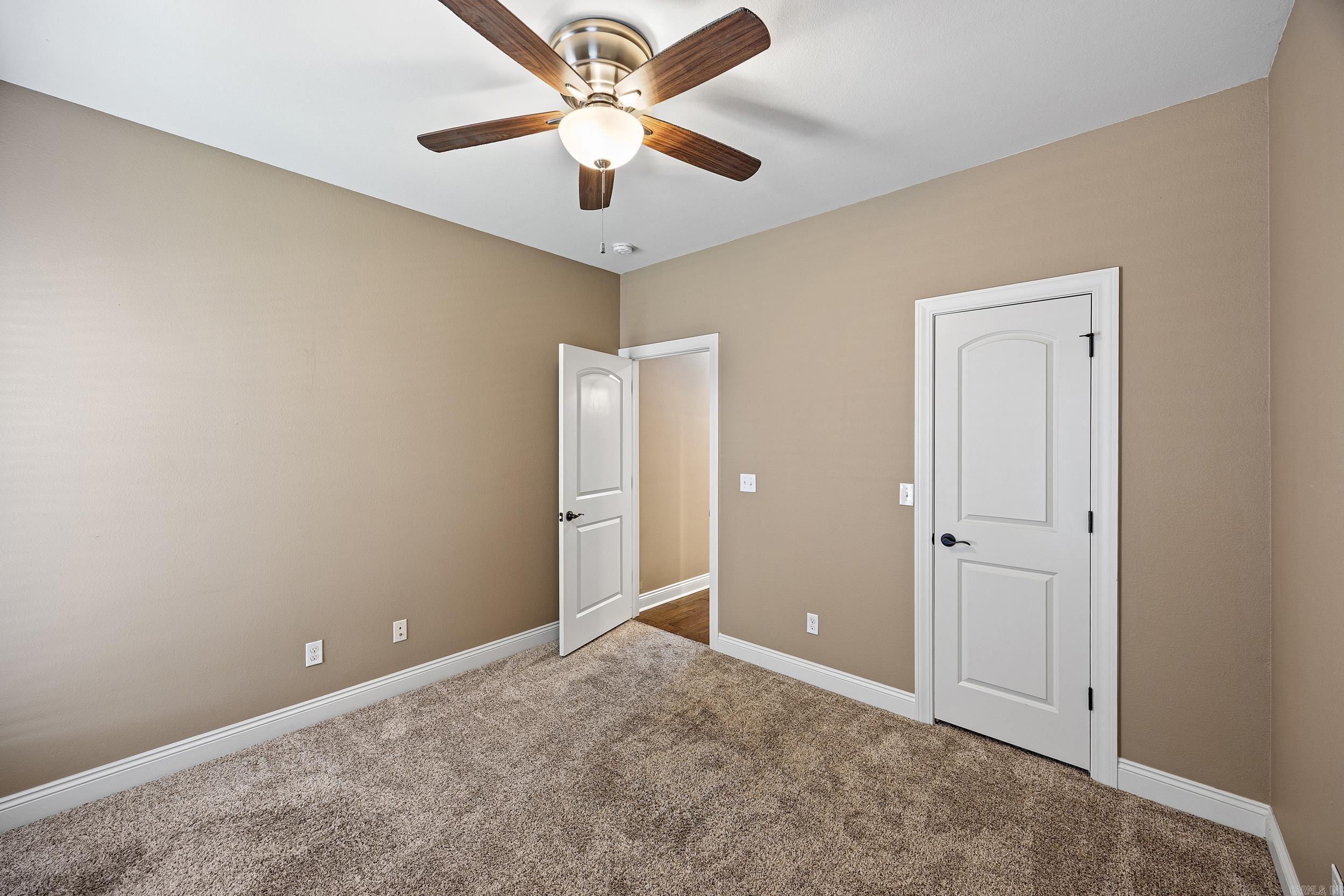 31 Village  Russellville, AR