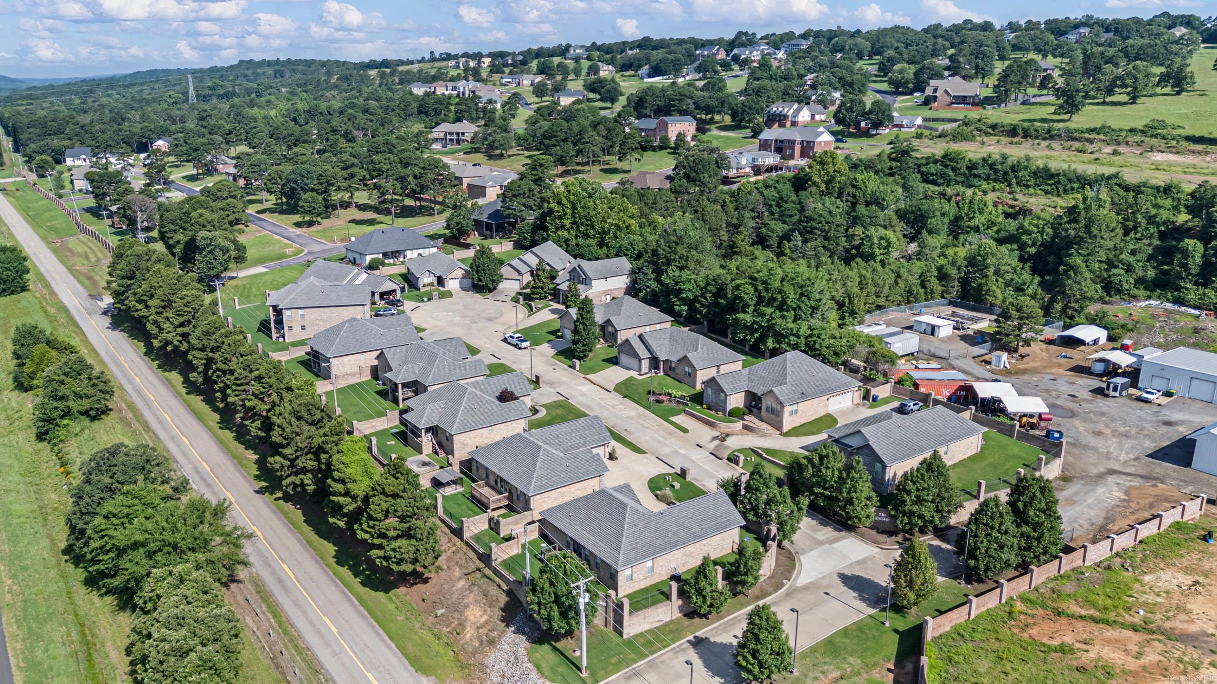 31 Village  Russellville, AR