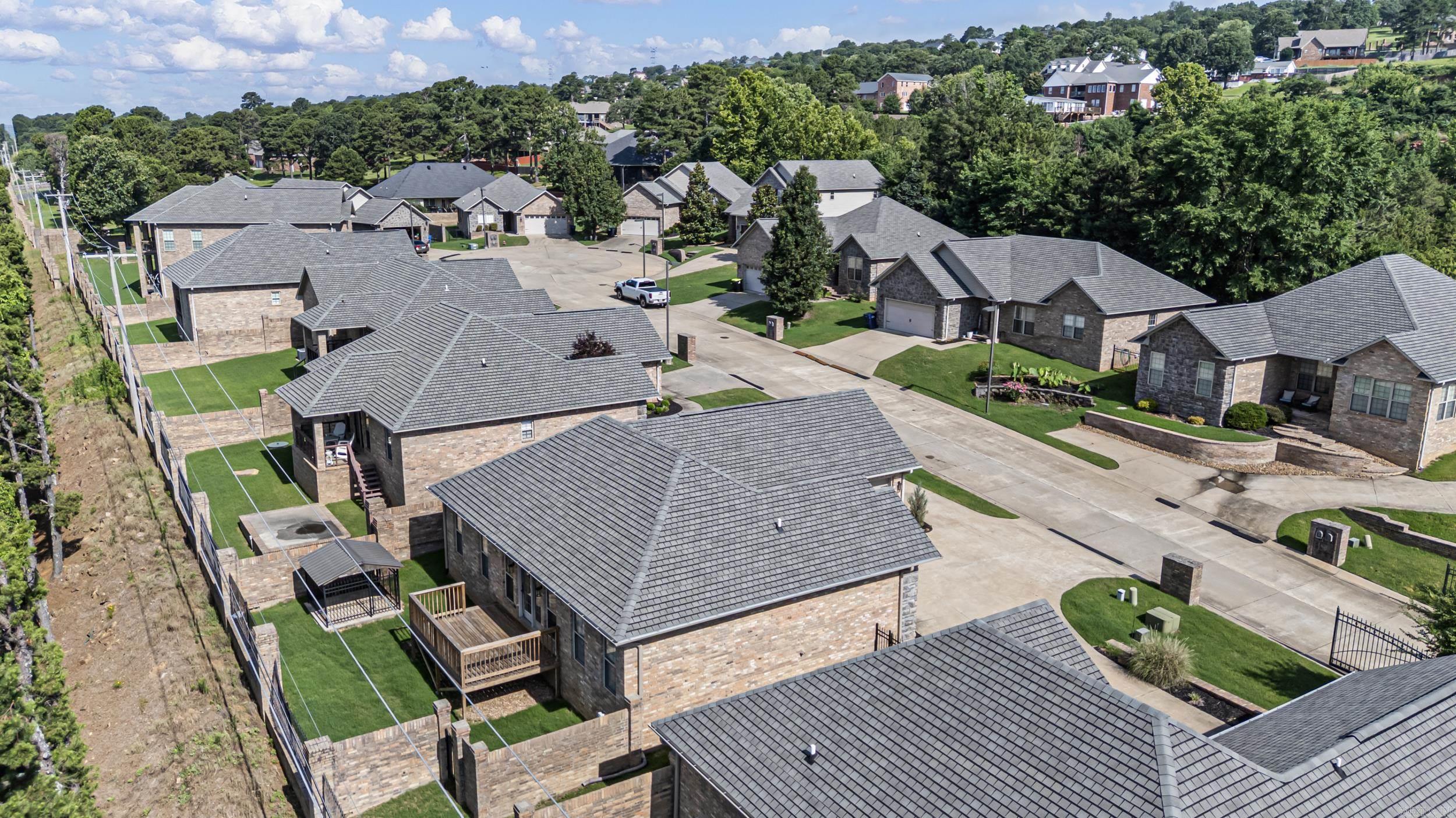 31 Village  Russellville, AR