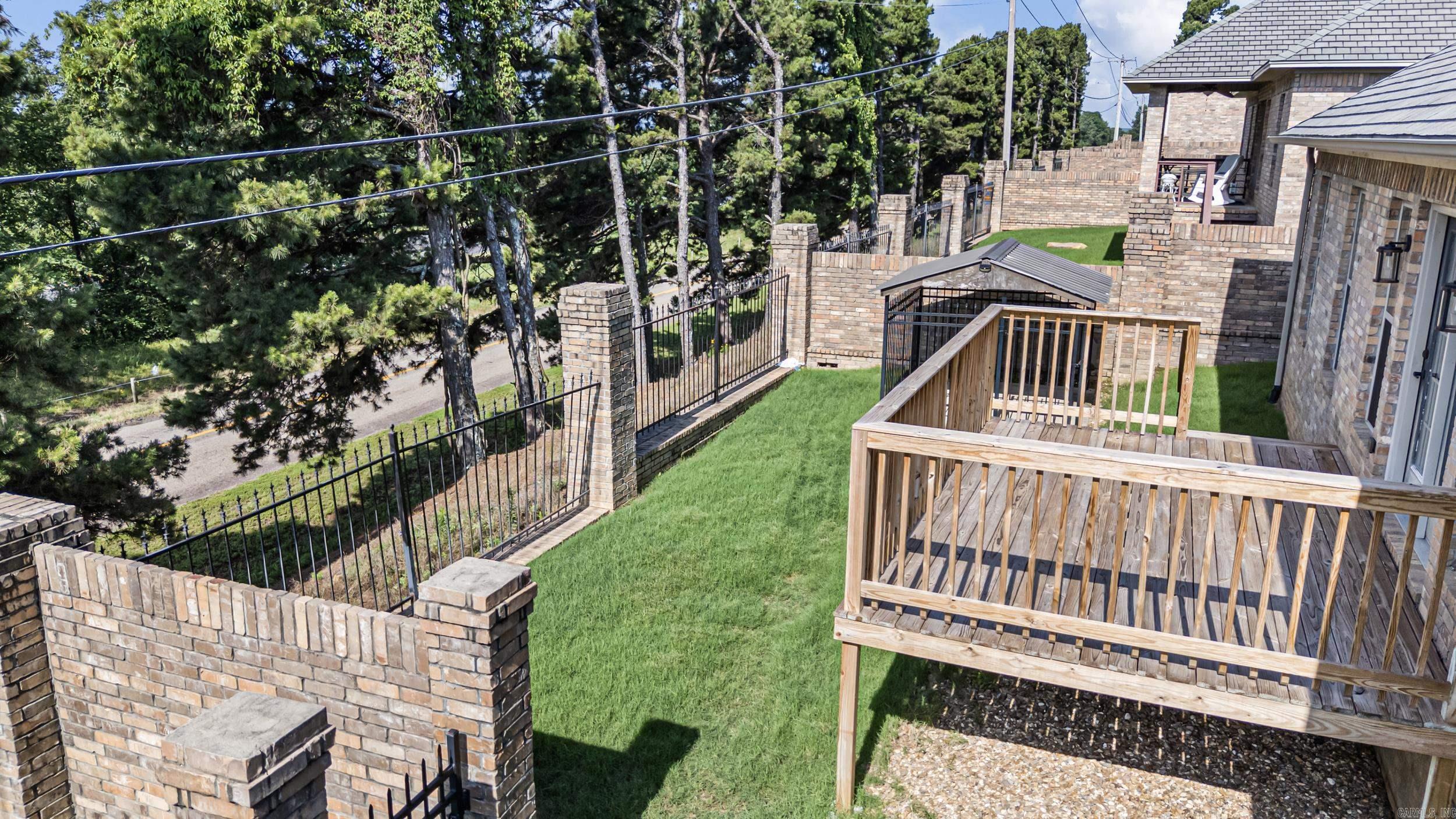 31 Village  Russellville, AR