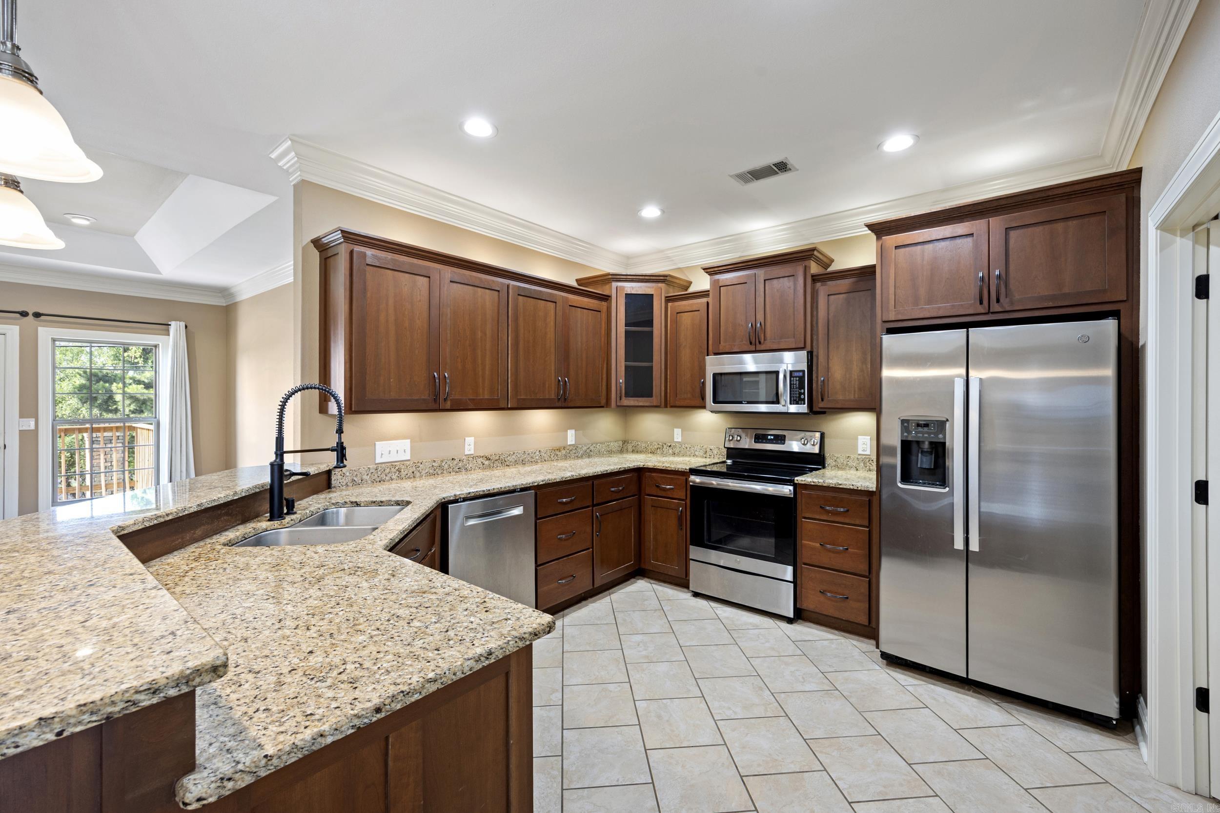 31 Village  Russellville, AR