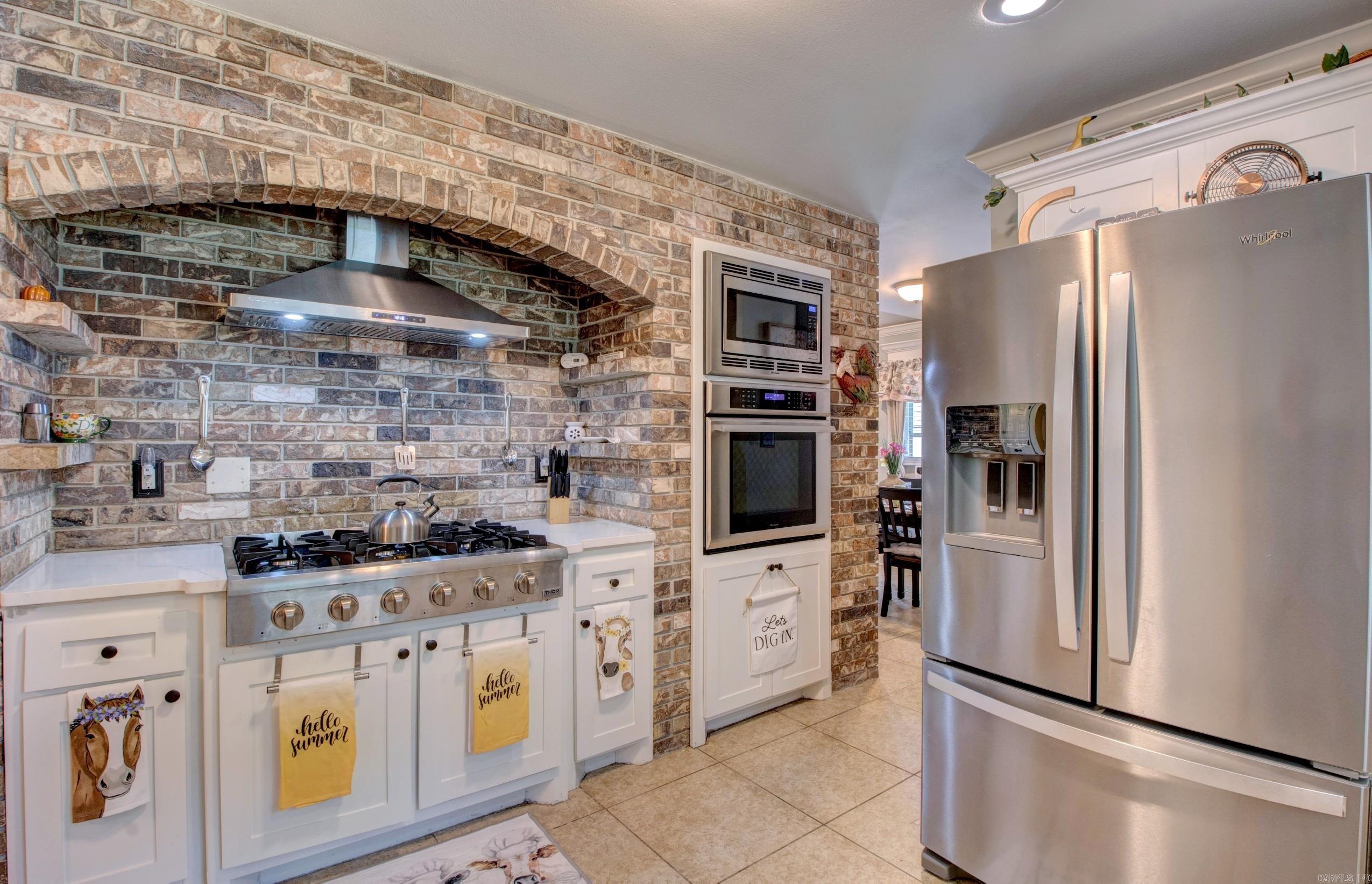 4000 S Holly  Pine Bluff, AR