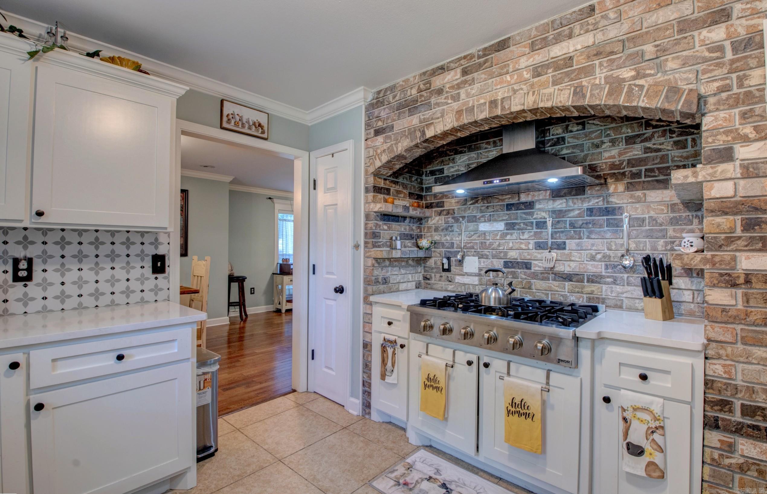 4000 S Holly  Pine Bluff, AR