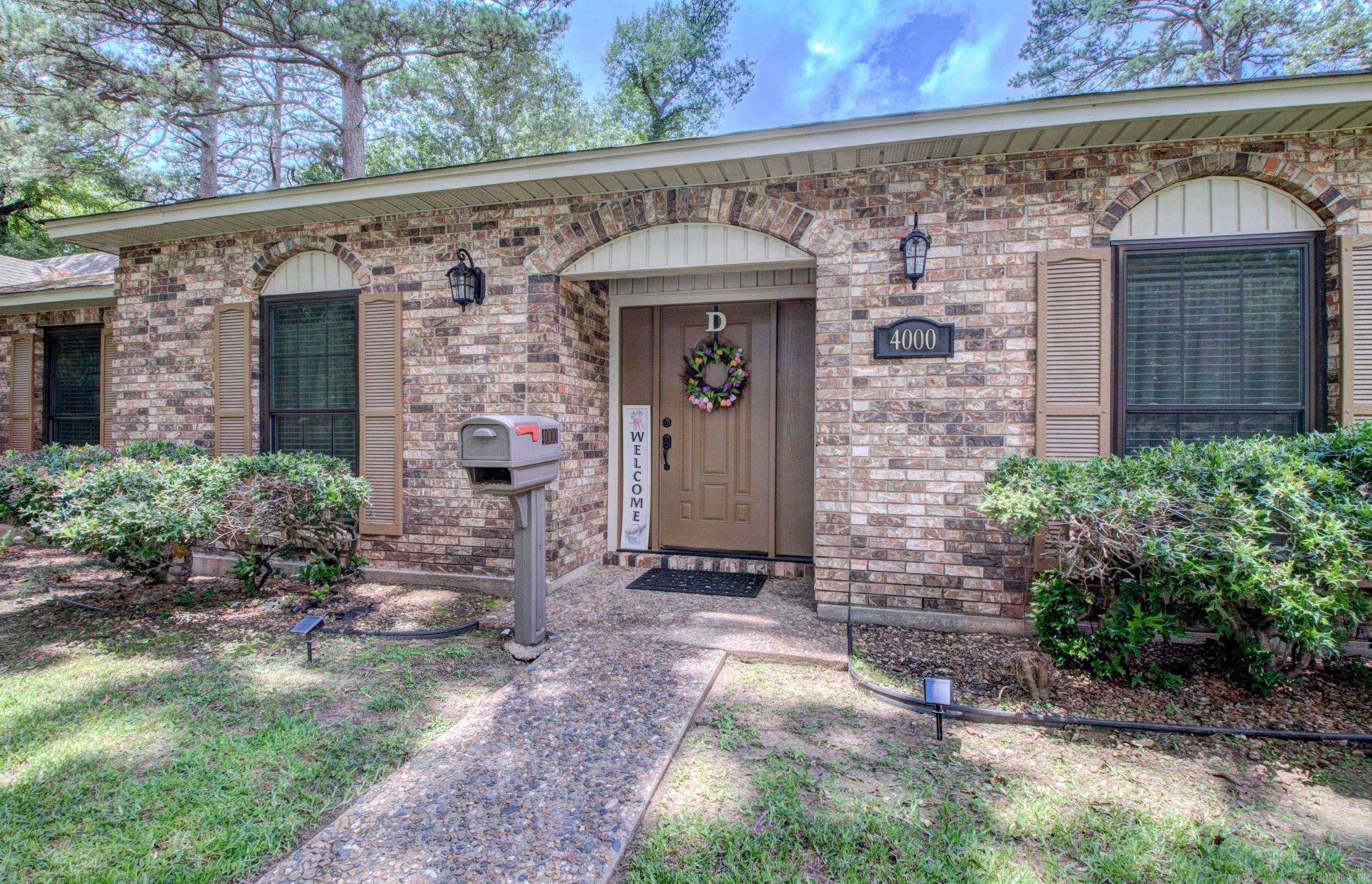 4000 S Holly  Pine Bluff, AR