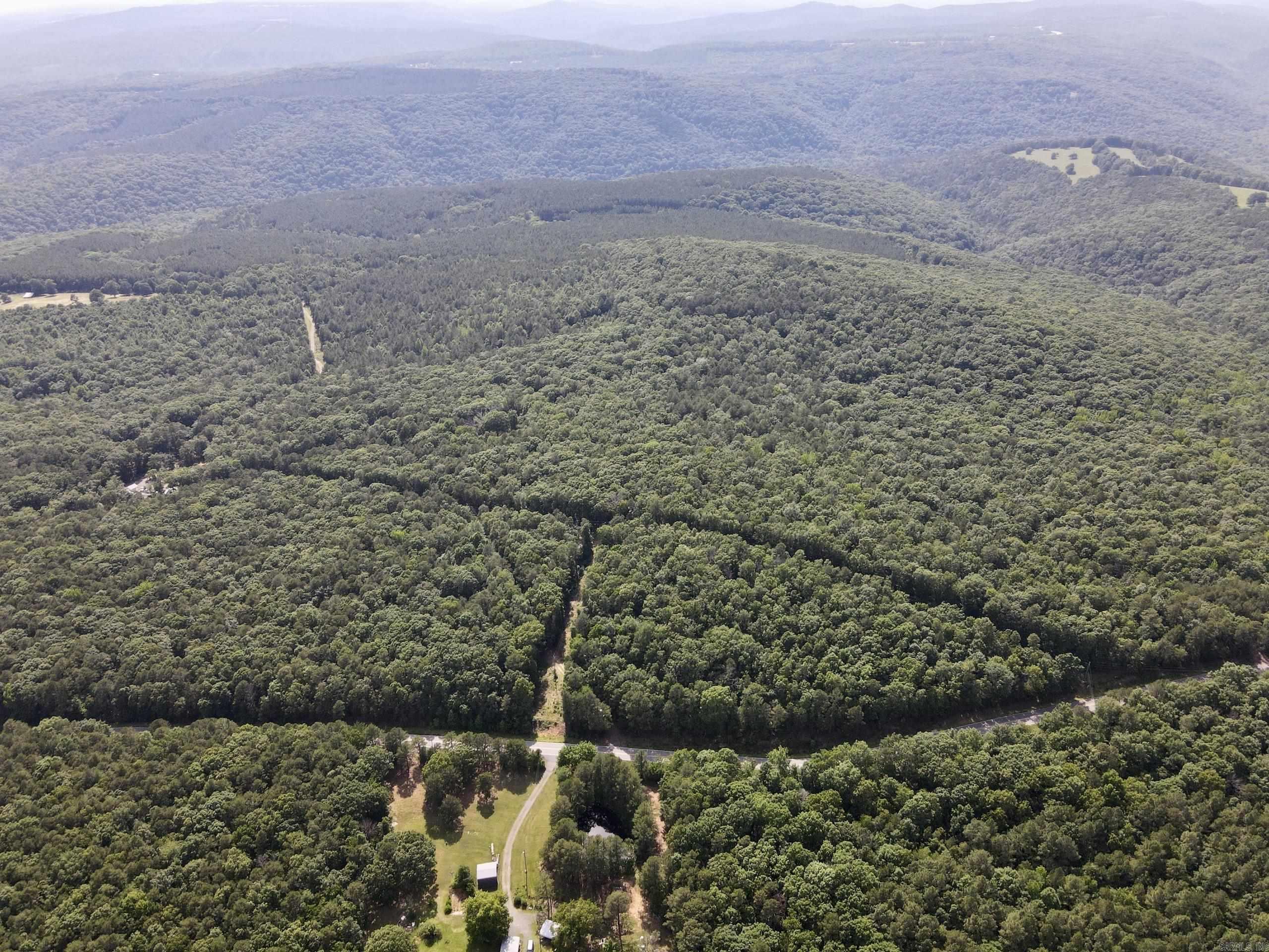 2475 Holly Mountain Road  Clinton, AR