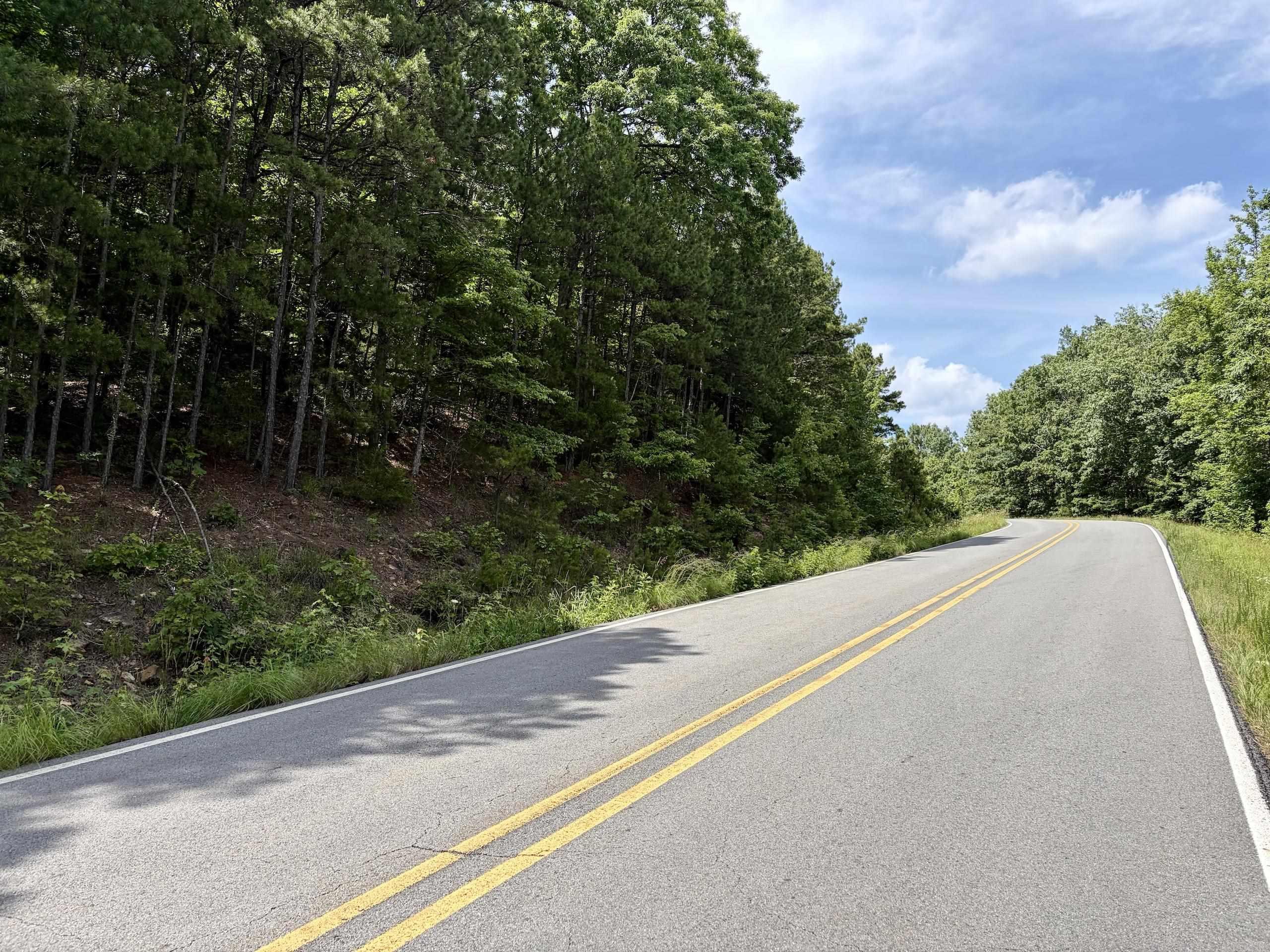 2475 Holly Mountain Road  Clinton, AR