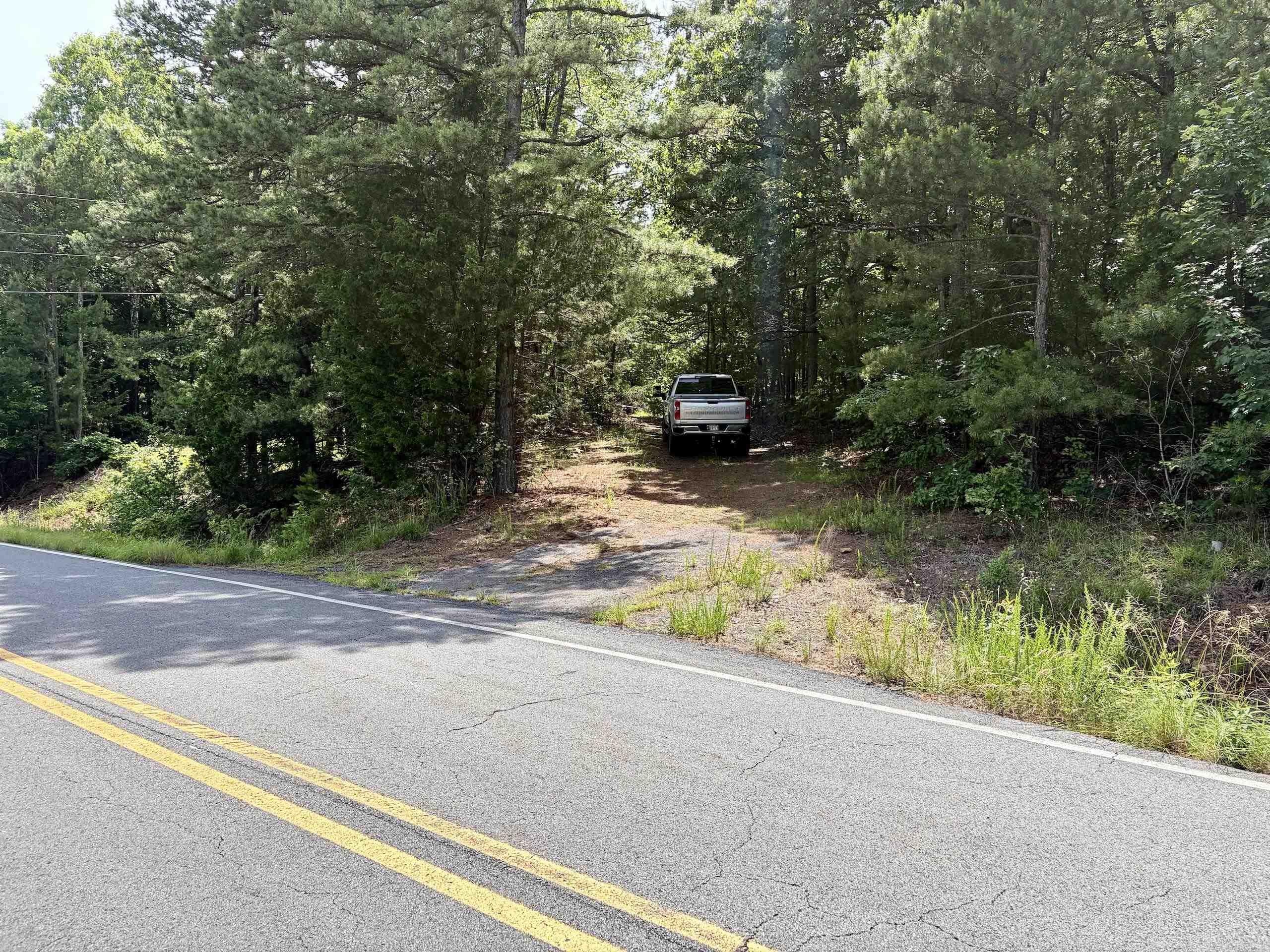 2475 Holly Mountain Road  Clinton, AR