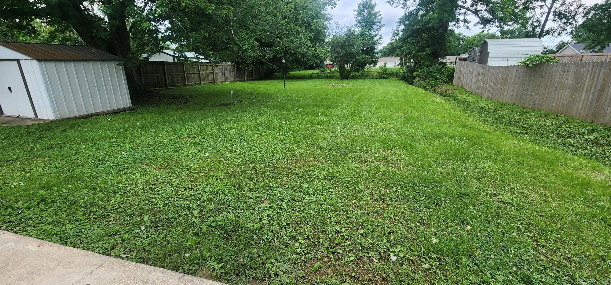1501 Port Arthur Avenue Mena, AR 71953