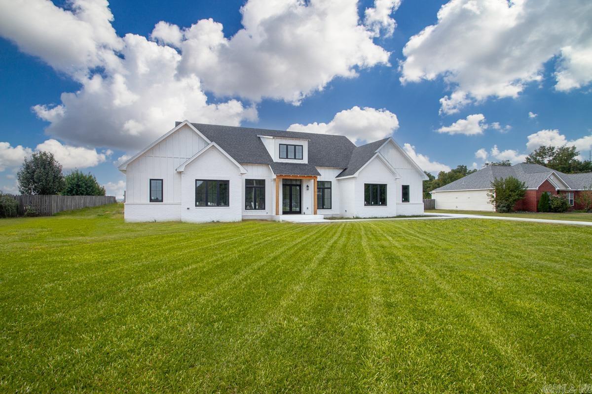 7918 Blue Heron Parkway Street — exterior