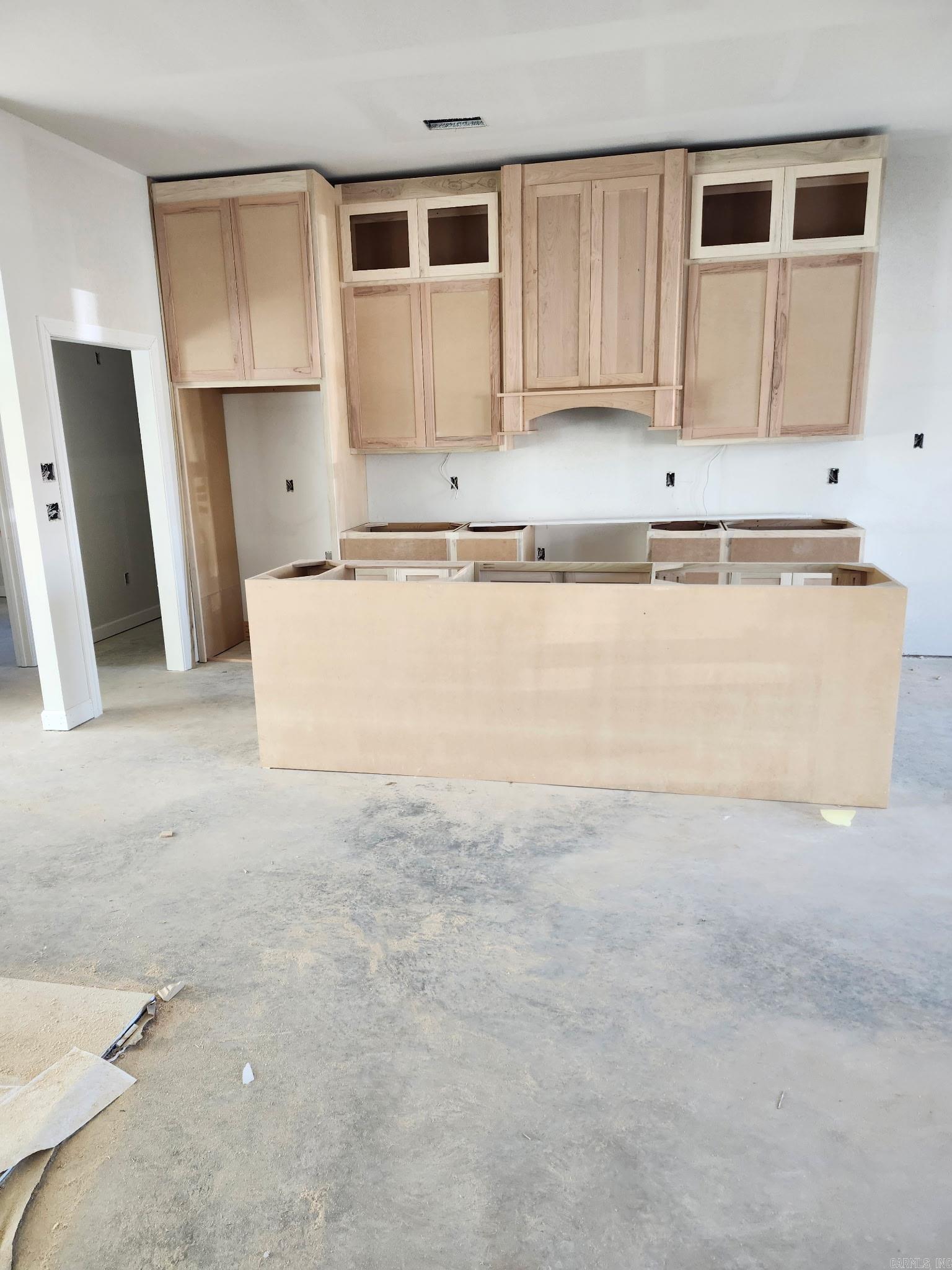 606 Corondelet Lane — photo 3