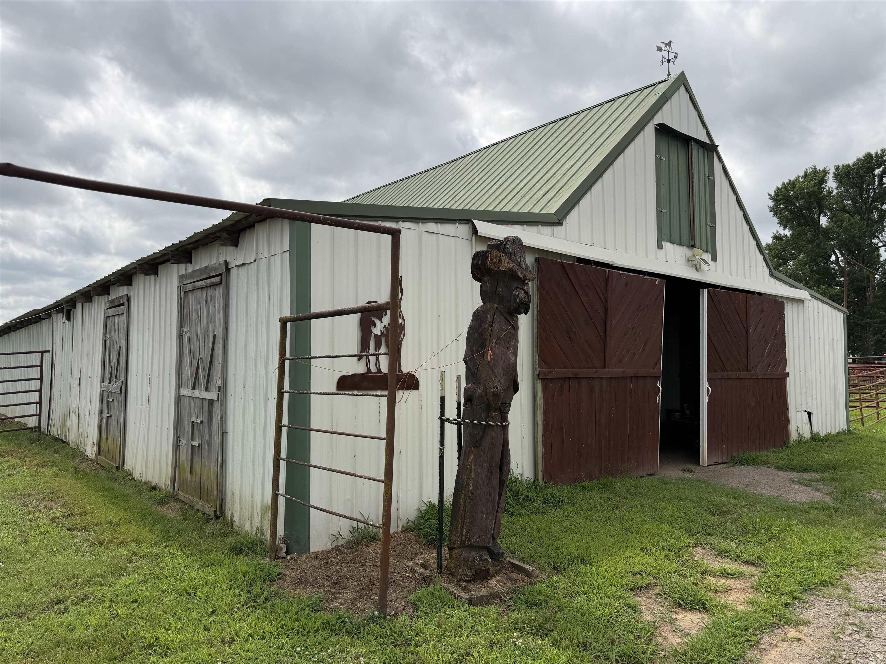 551 County Road 2099 Coal Hill, AR 72832