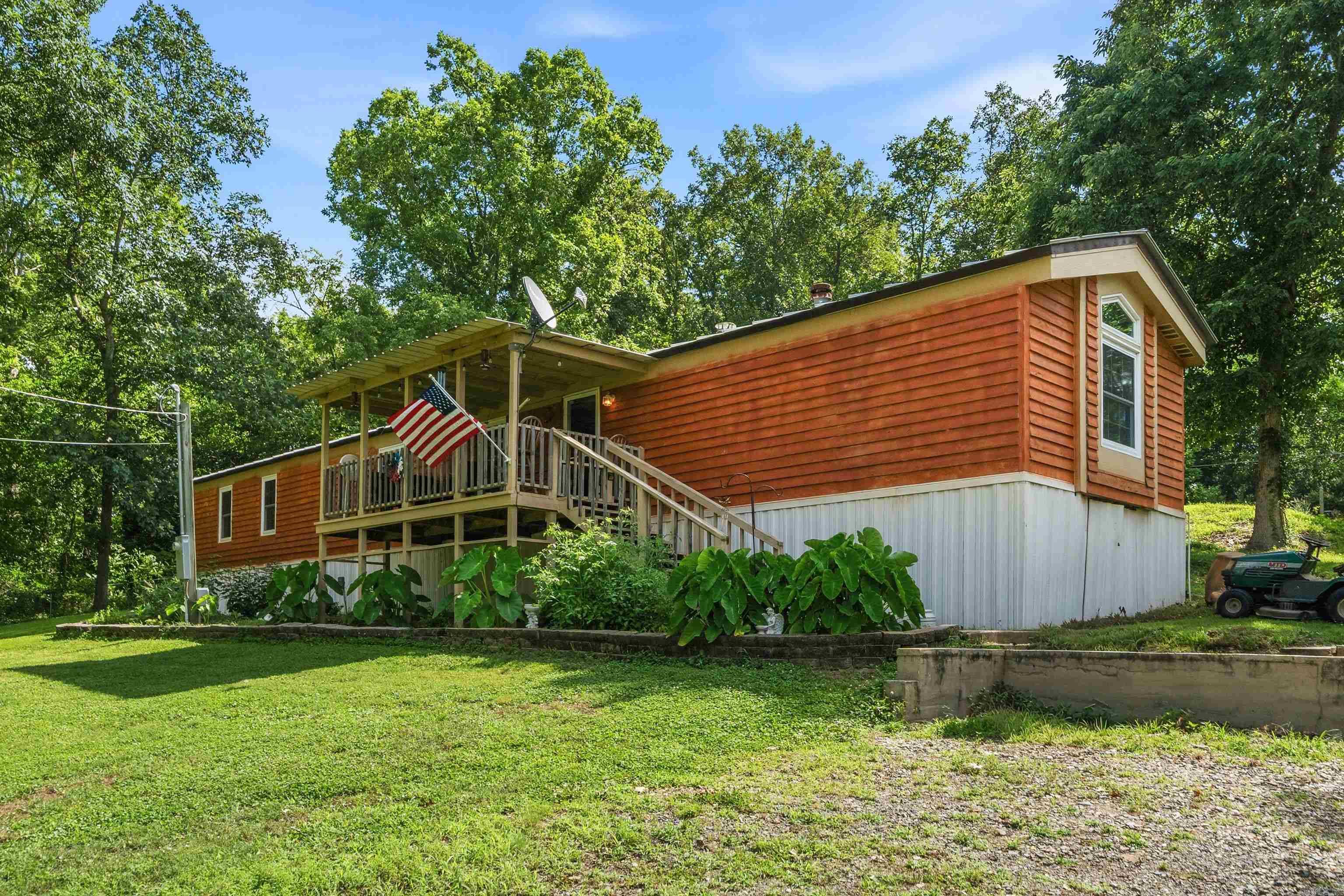118  Cozy Acres  Mountain Pine, AR
