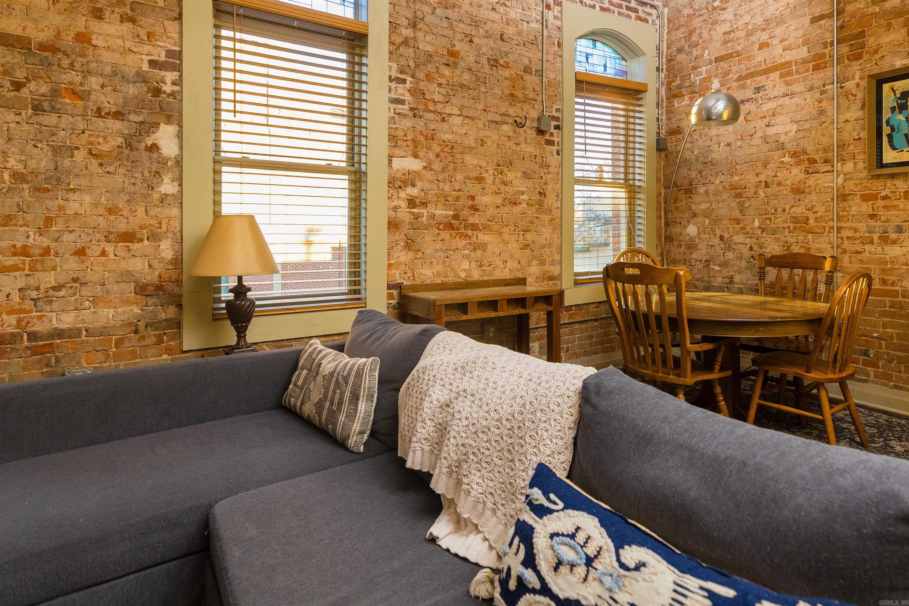 241 S Main  Jonesboro, AR