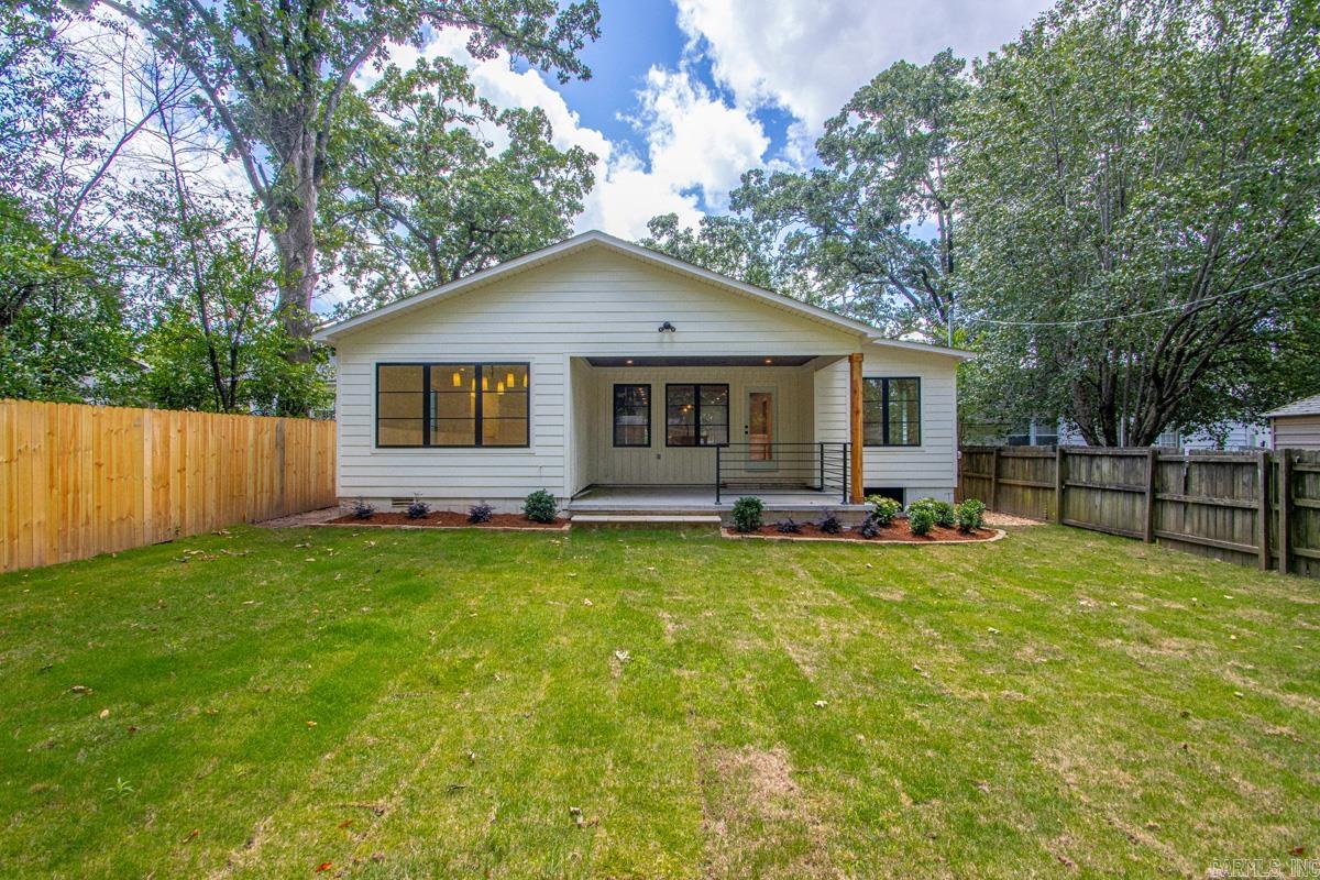 6208 Kenwood Rd Cammack Village, AR 72207