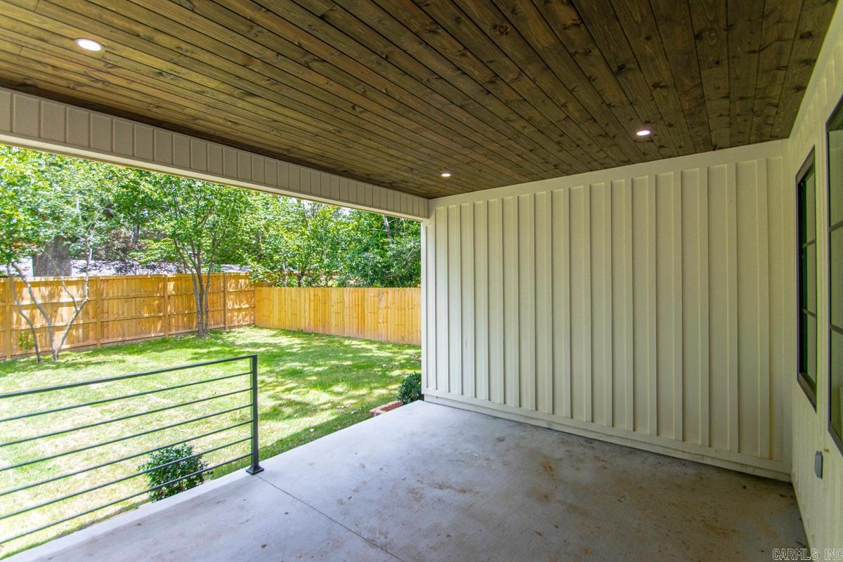 6208 Kenwood Rd Cammack Village, AR 72207