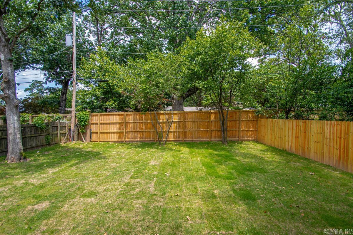 6208 Kenwood Rd Cammack Village, AR 72207