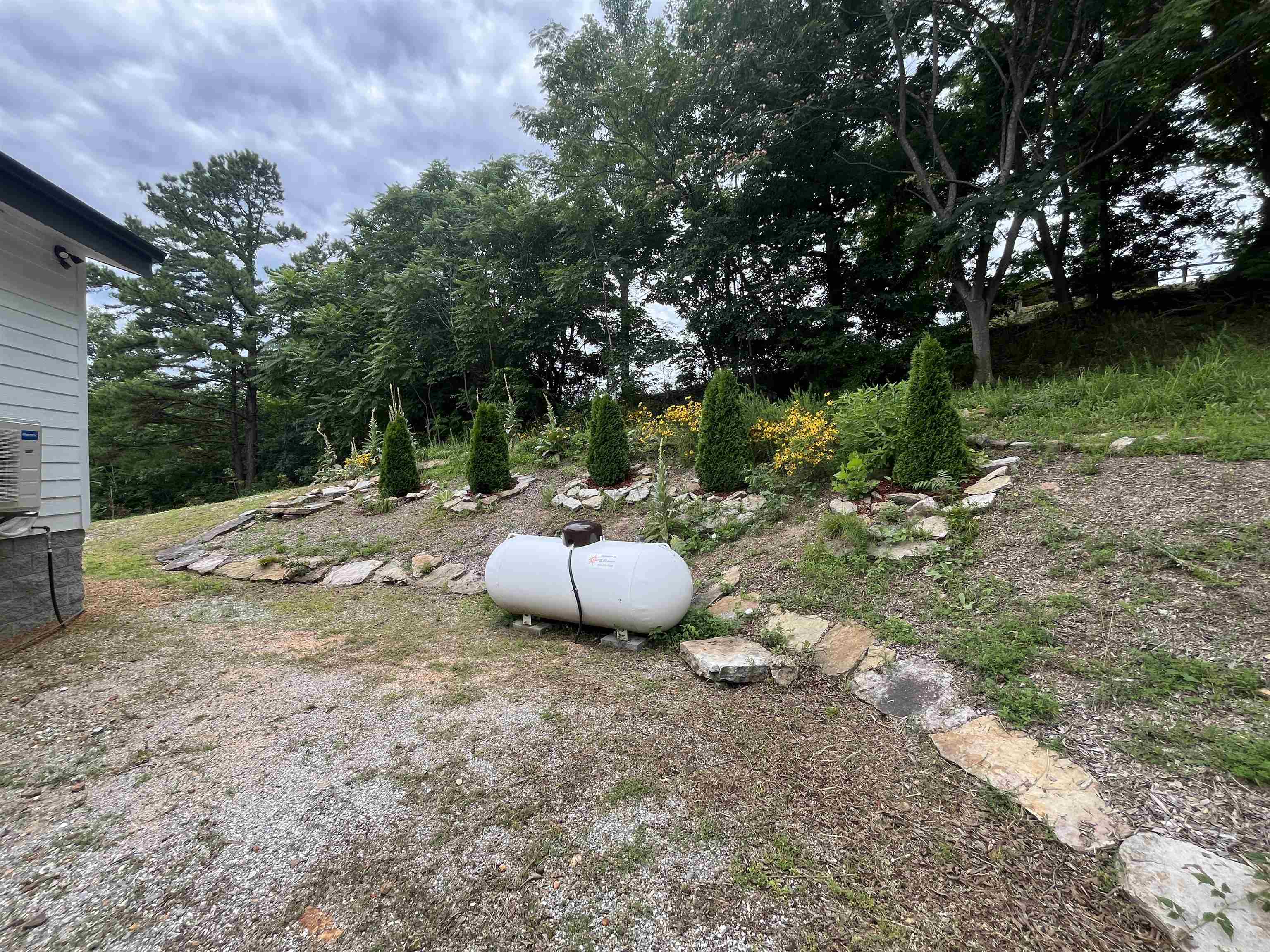 89 Cool Water Retreat  Mountain View, AR