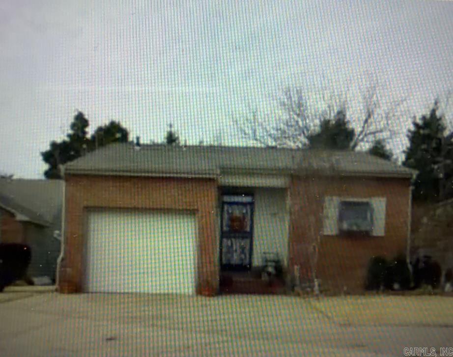 2119 Club Cove