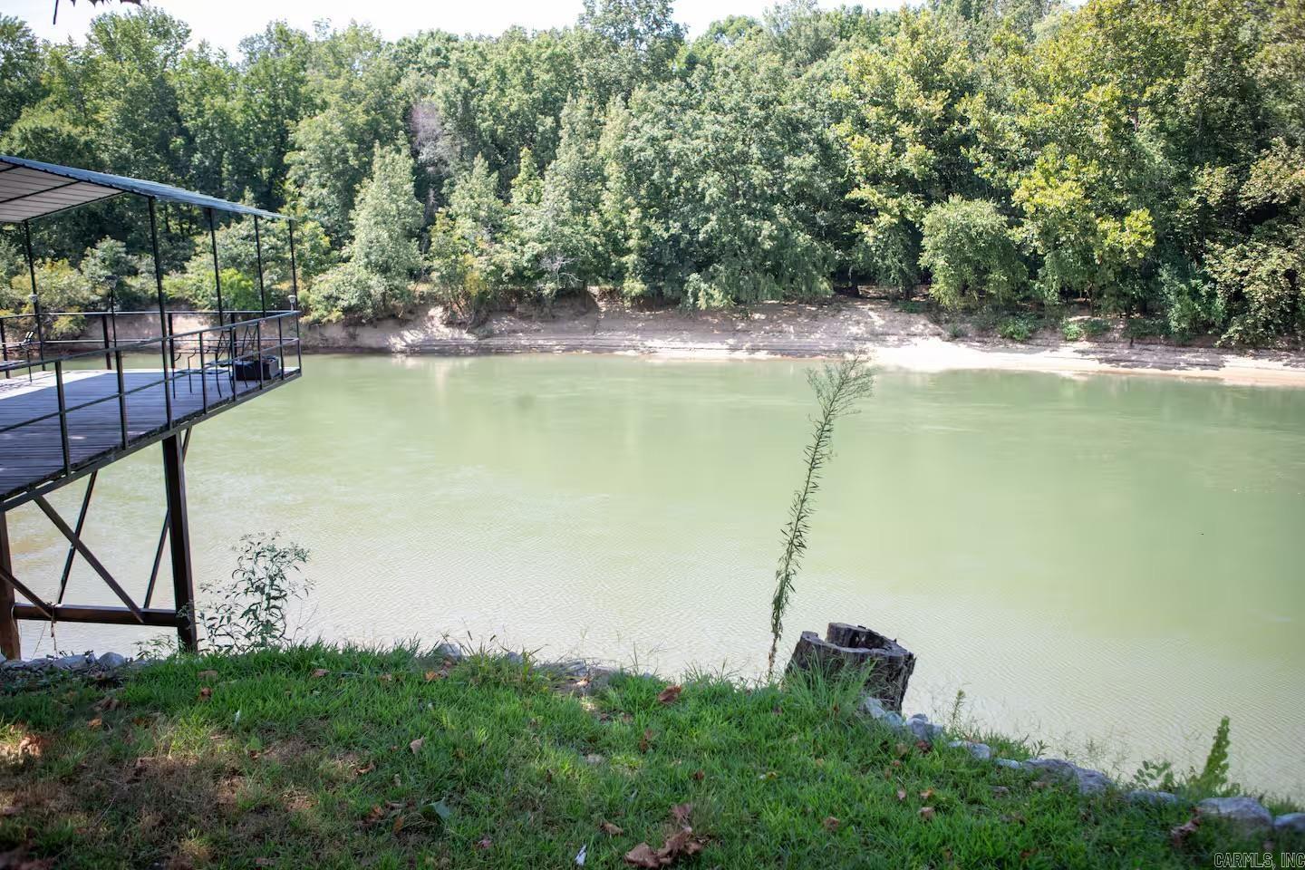 450 Sandy Trail